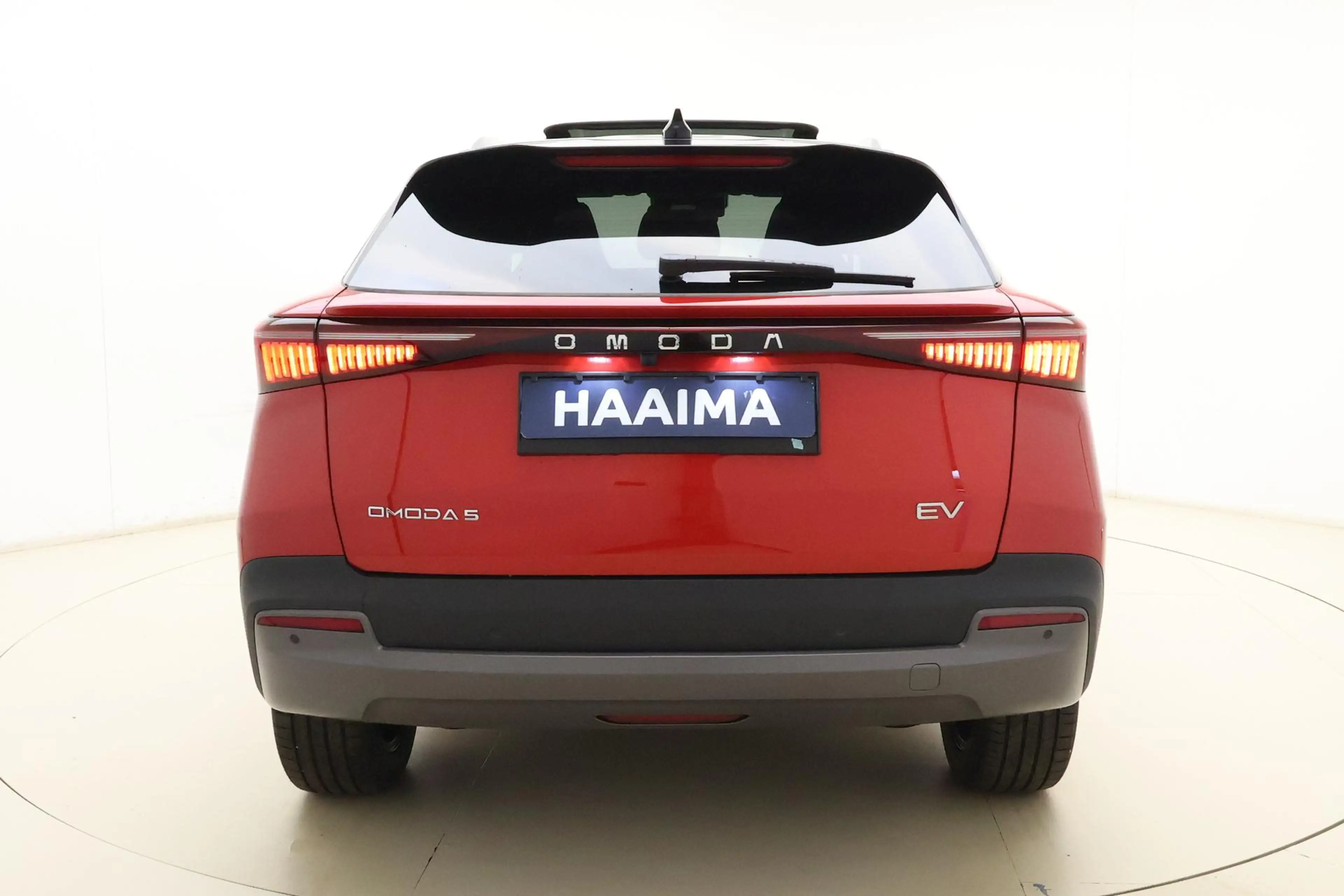 Omoda 5 EV Premium 61 kWh | Camera's rondom | Schuif/kante — photo 11