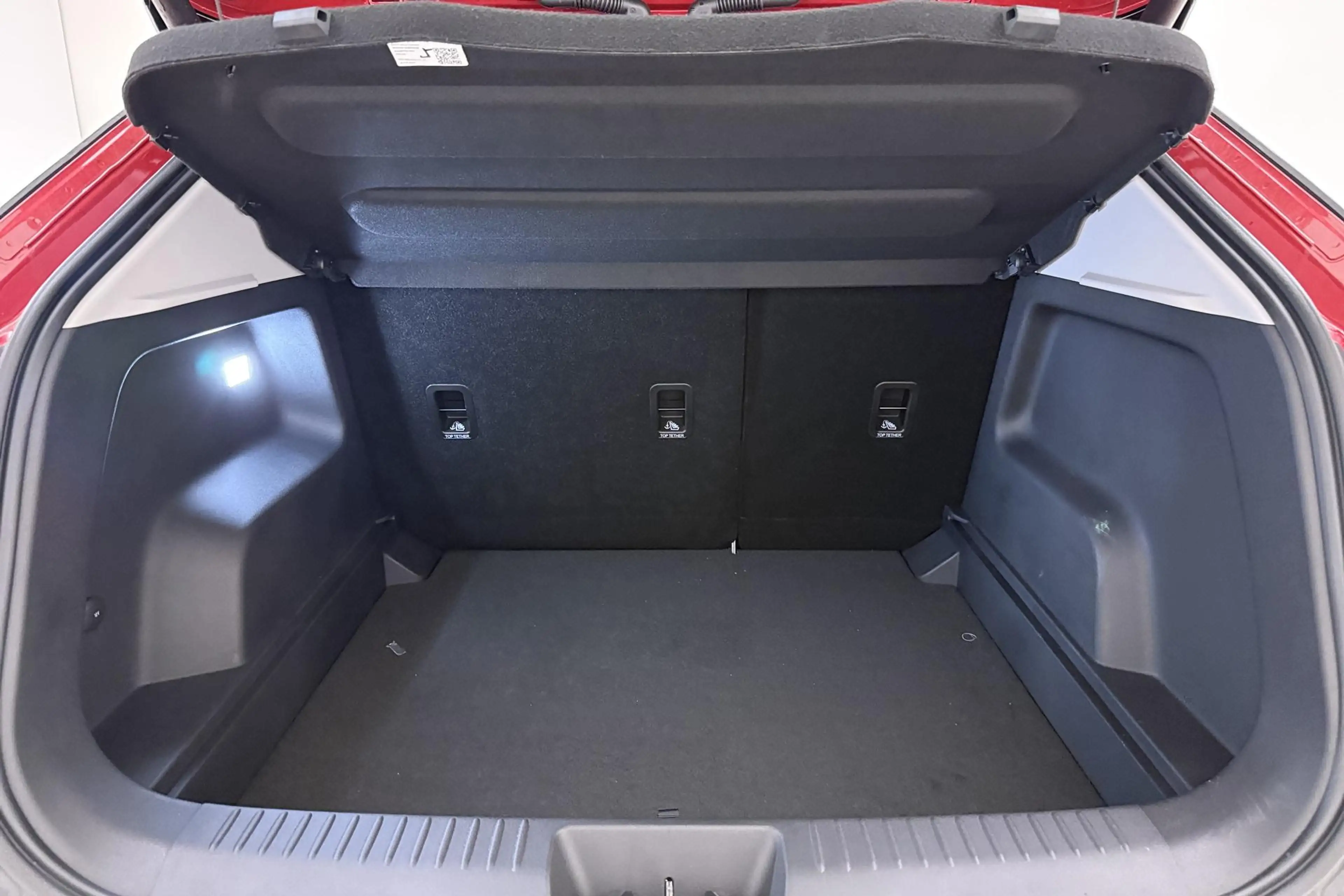 Omoda 5 EV Premium 61 kWh | Camera's rondom | Schuif/kante — photo 3
