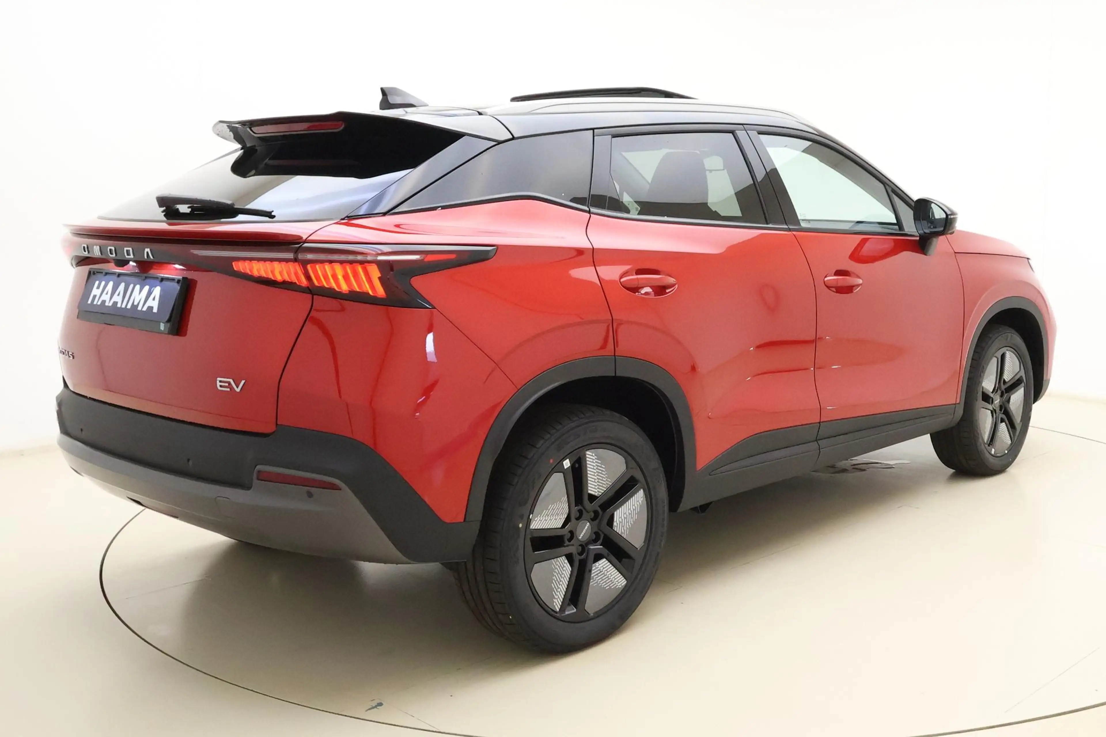 Omoda 5 EV Premium 61 kWh | Camera's rondom | Schuif/kante — photo 2