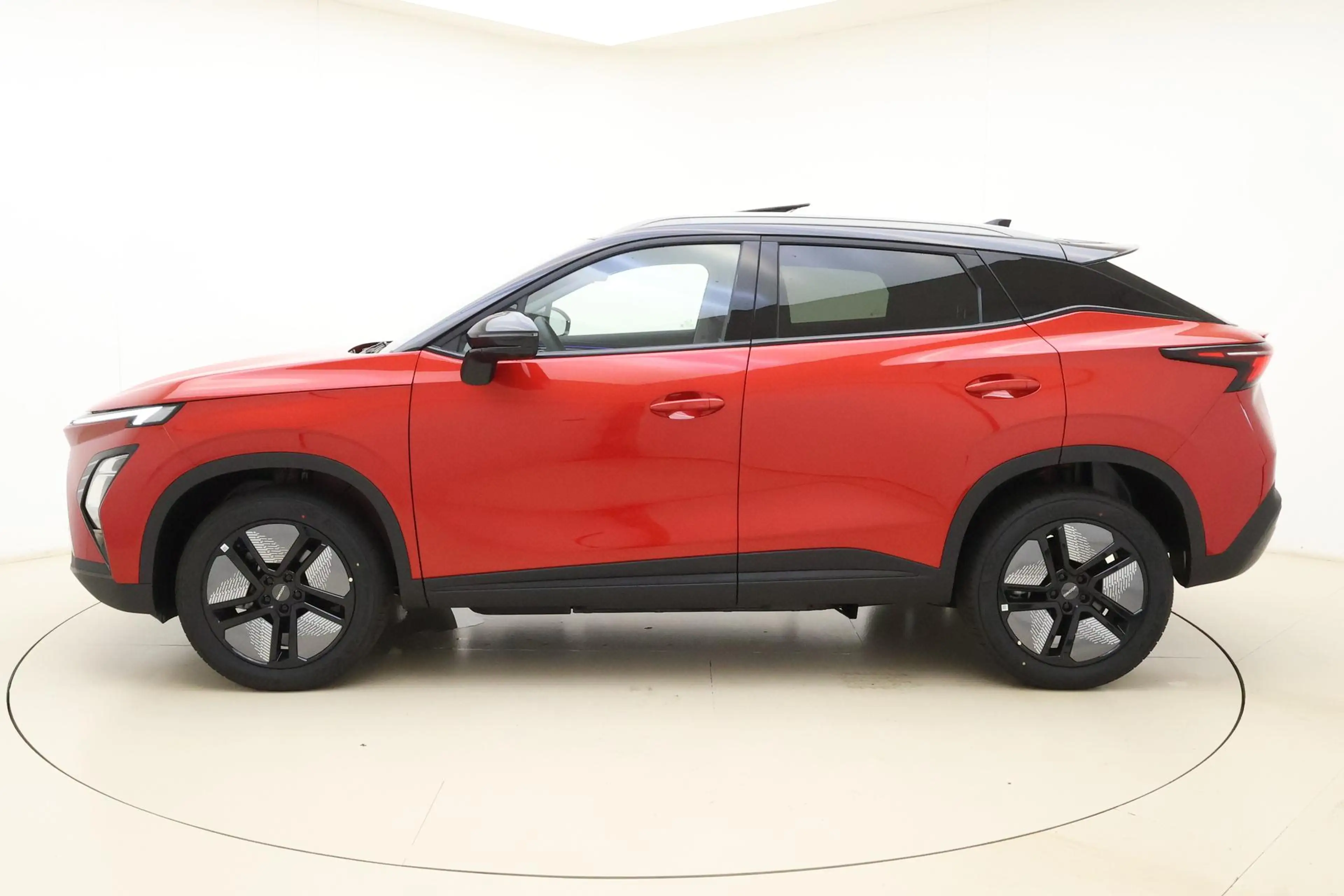 Omoda 5 EV Premium 61 kWh | Camera's rondom | Schuif/kante — photo 5