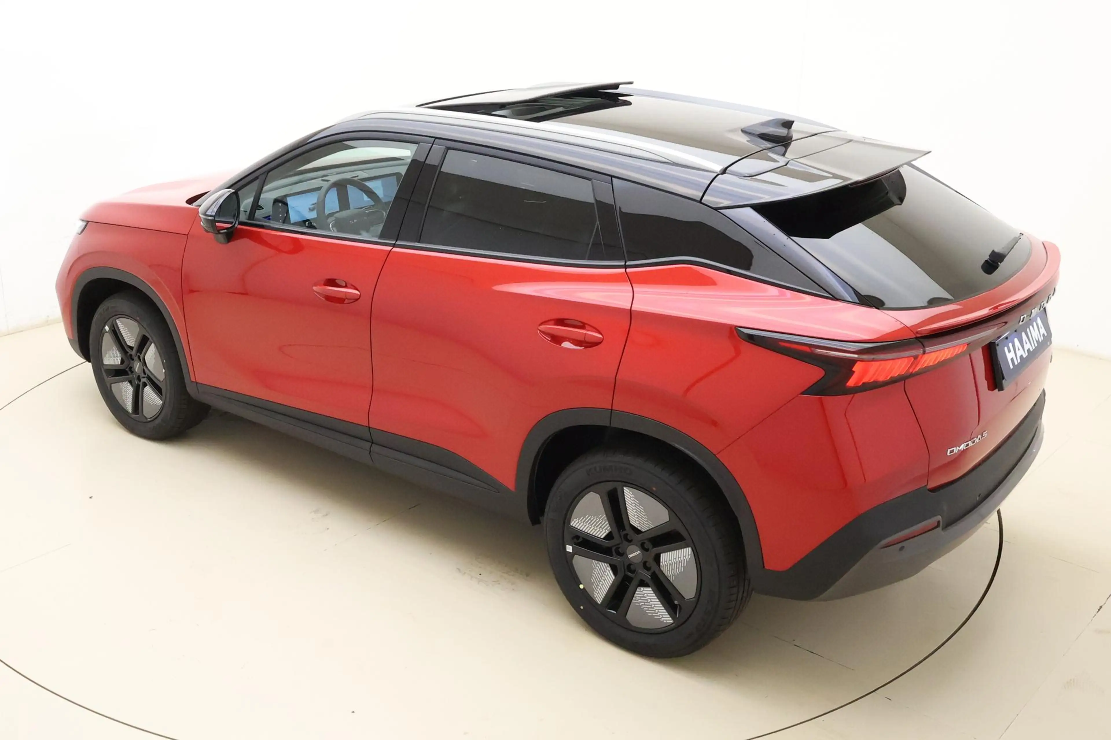 Omoda 5 EV Premium 61 kWh | Camera's rondom | Schuif/kante — photo 4