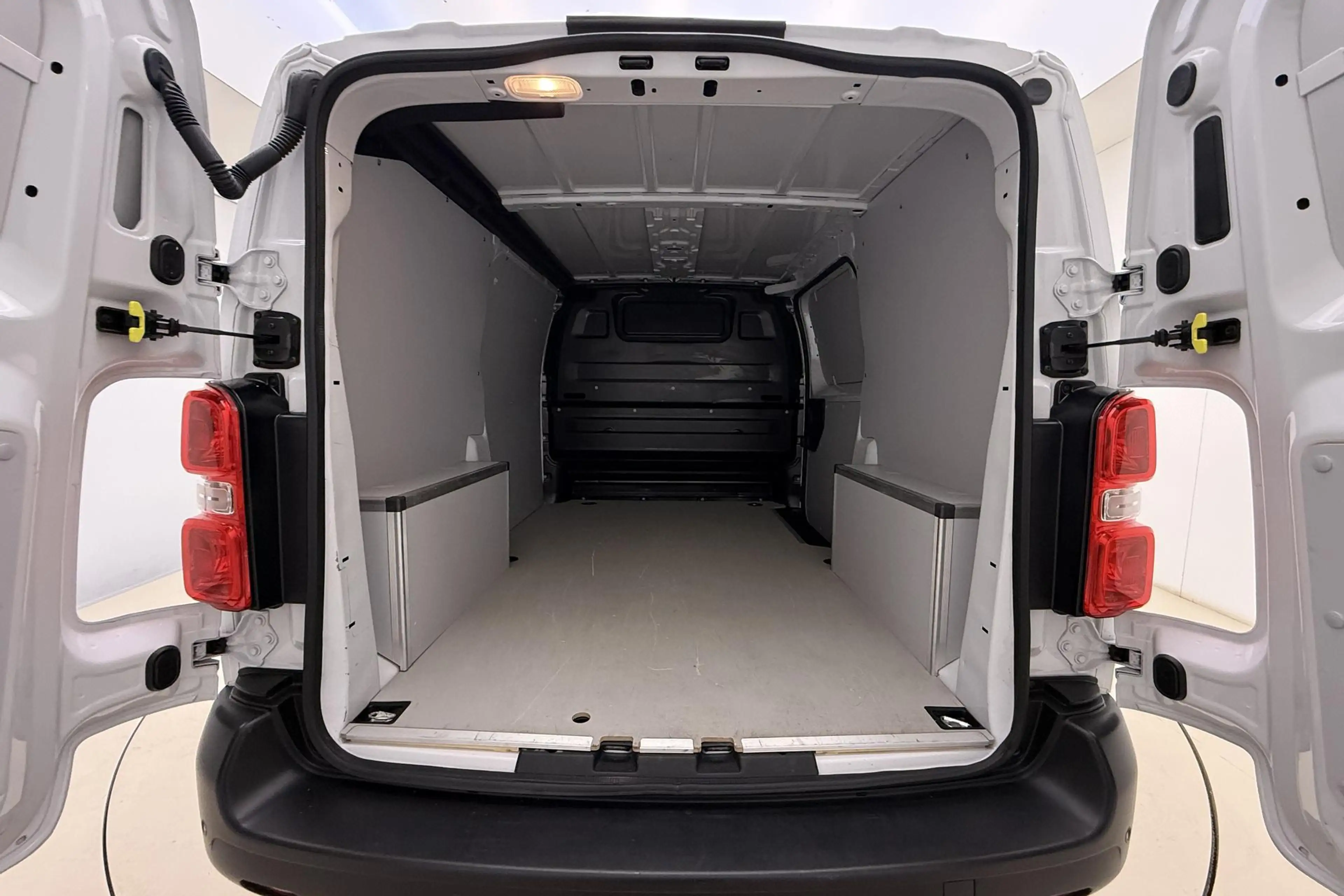Fiat Scudo 2.0 Diesel 145 S&S L2 Automaat | Navigatie | Camer — photo 10