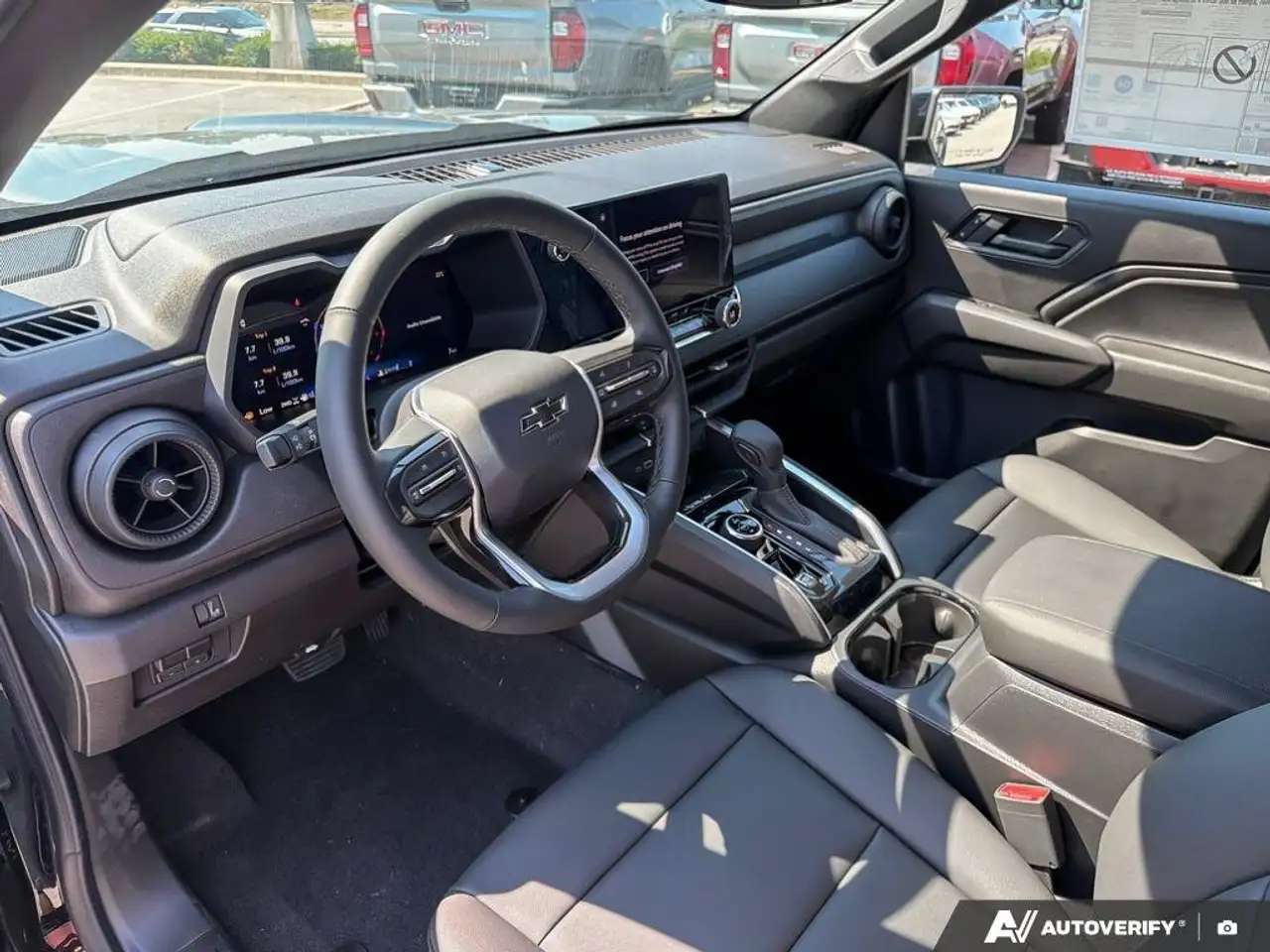 Chevrolet Colorado снимка Chevrolet Colorado