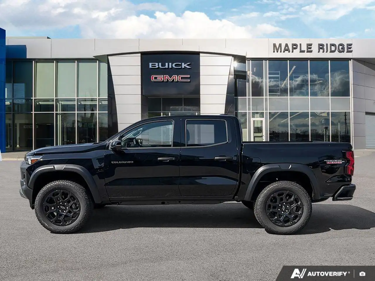 Chevrolet Colorado снимка Chevrolet Colorado
