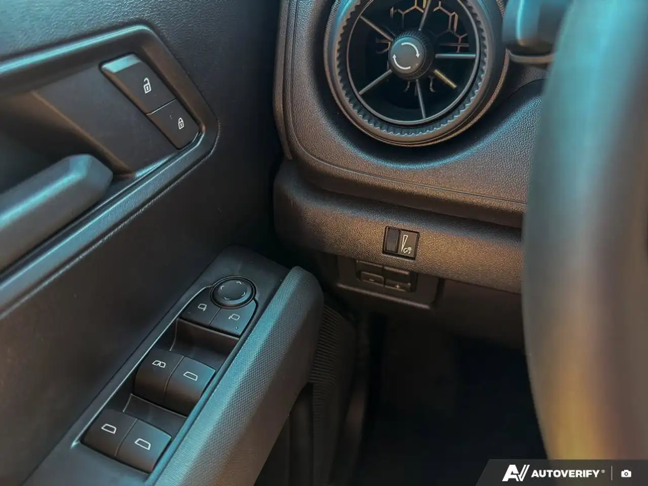 Chevrolet Colorado снимка Chevrolet Colorado
