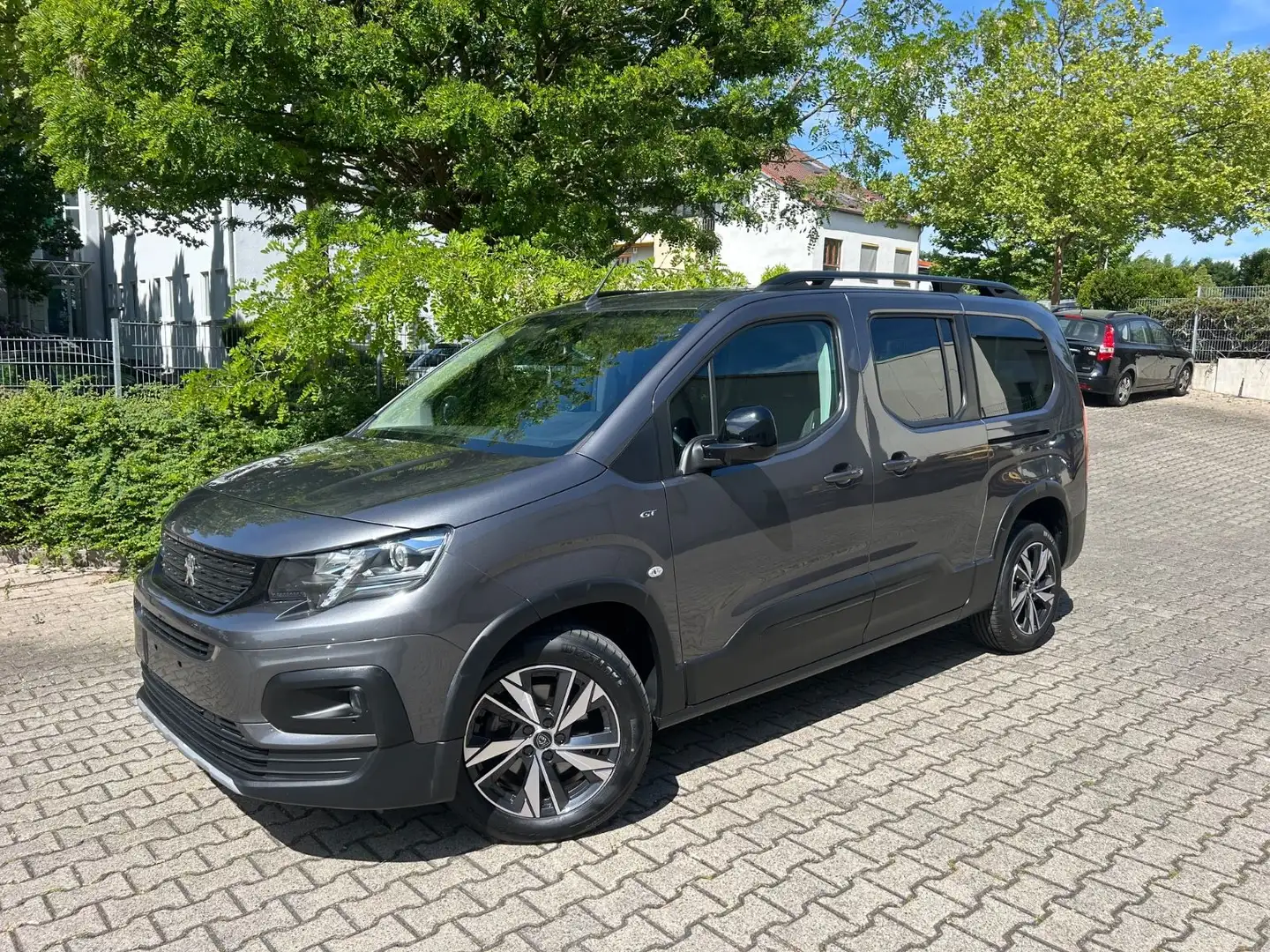 Peugeot Rifter Allure GT L2 PureTech 130 AET8 Gri - 1