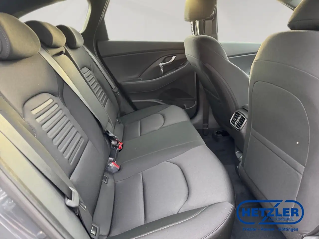 Hyundai i30 Kombi Advantage 1.0 T-GDI EU6e Navi LED Apple CarP 13