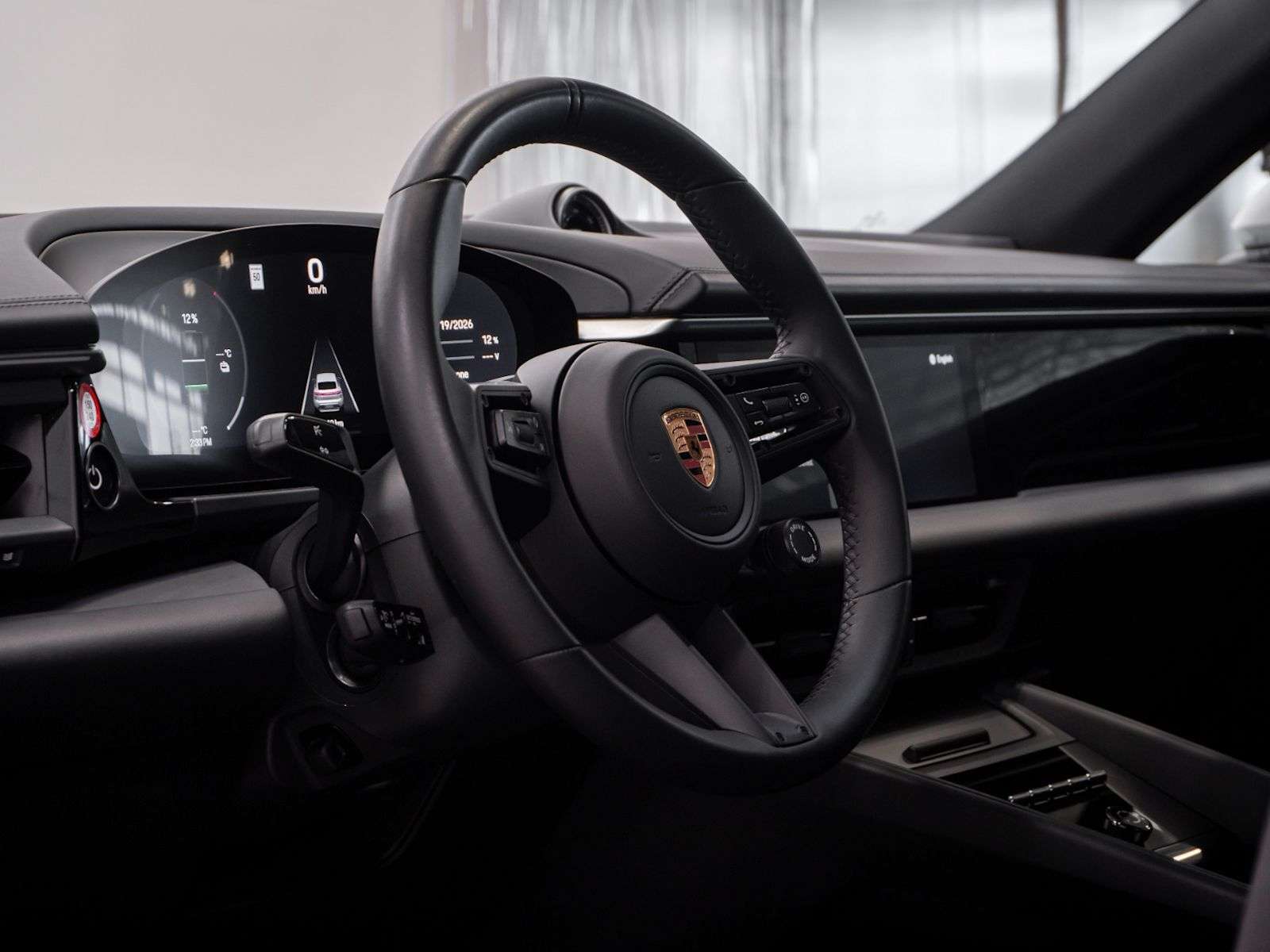 2025 Porsche Macan Electric 4 thumb 28