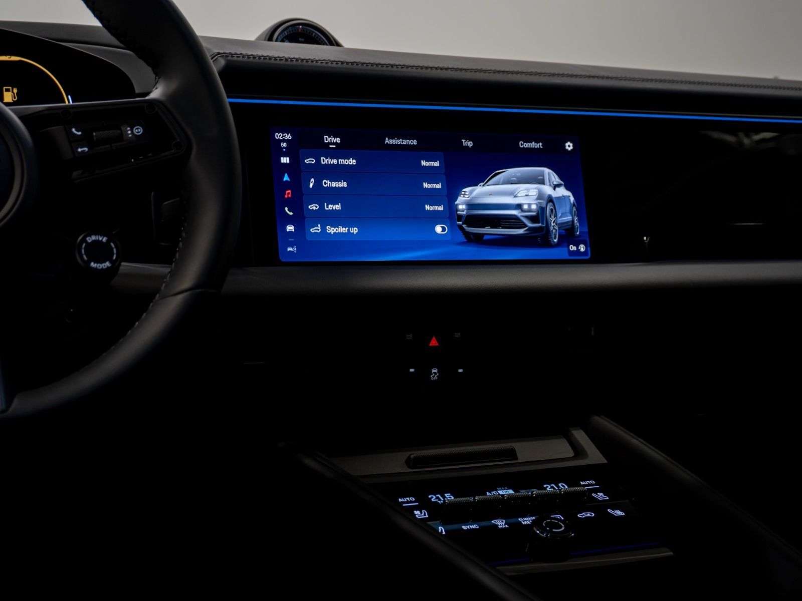 2025 Porsche Macan Electric 4 thumb 17