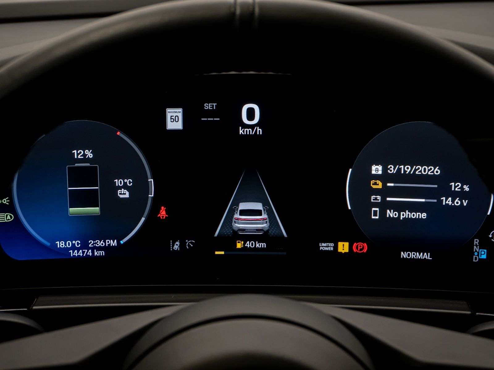 2025 Porsche Macan Electric 4 thumb 16
