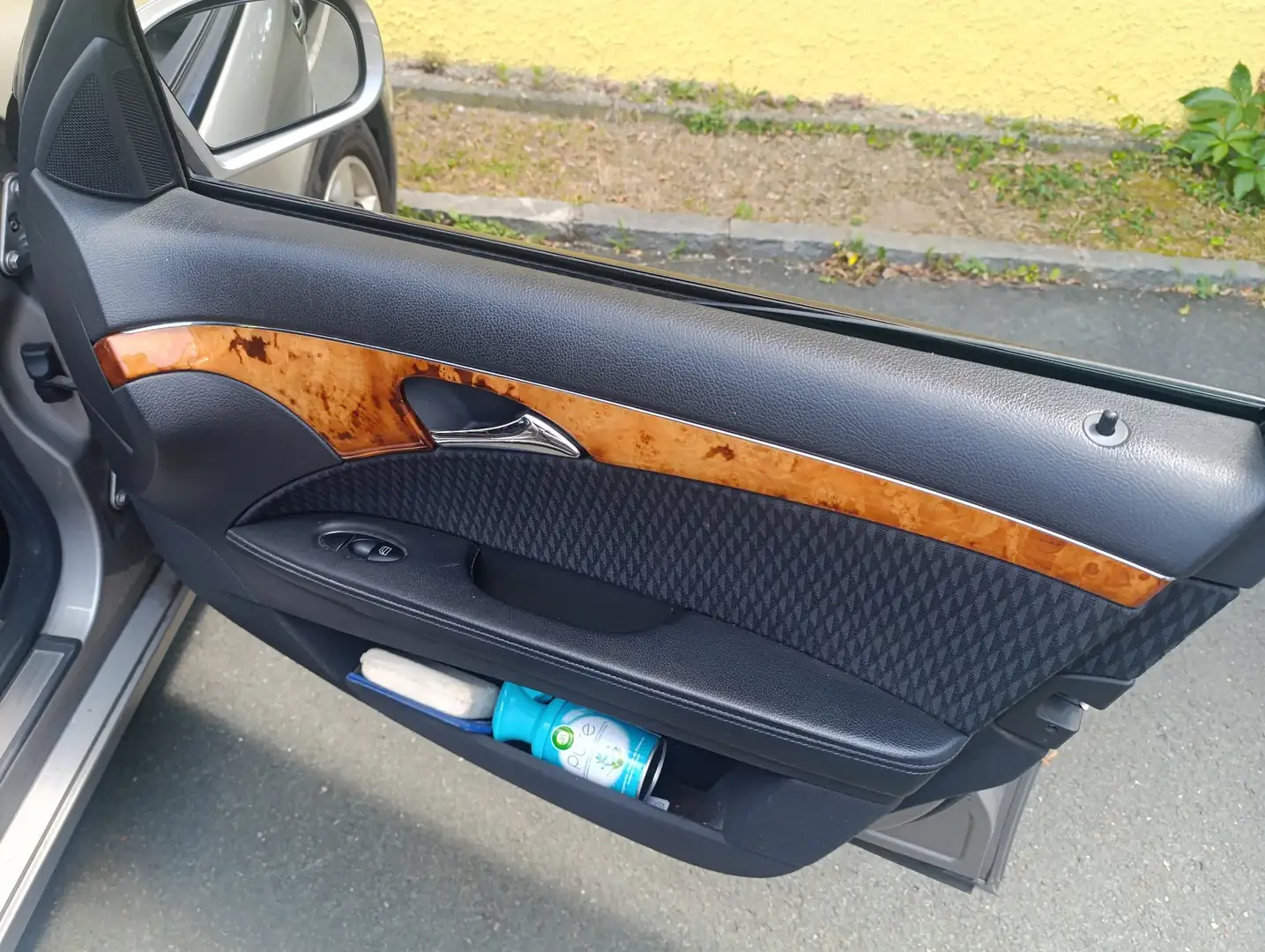 Mercedes-Benz E 320 - 2