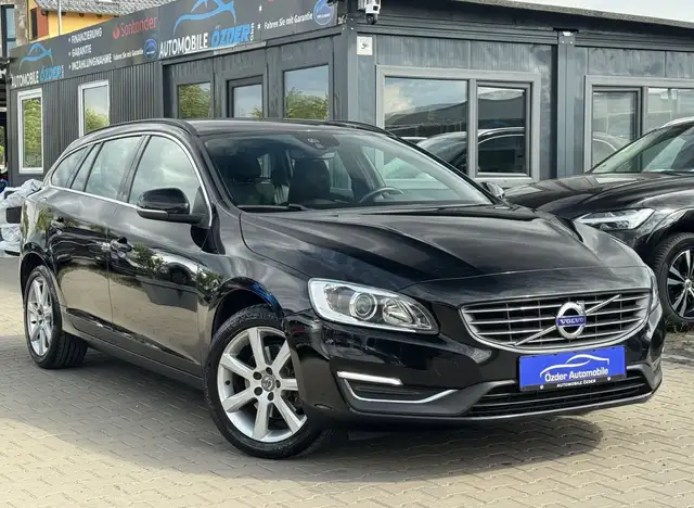 Volvo V60 2.0DKombi Linje Business+Finanzierung+1.Hand