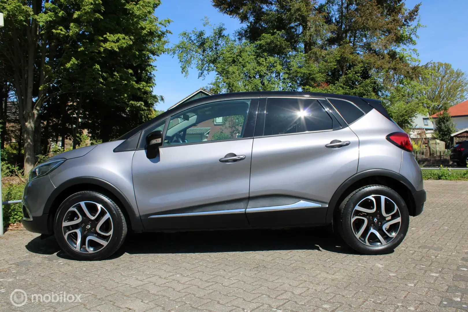 Renault Captur 1.2 TCe Xmod, Automaat, pdc voor en achter, trekha Gris - 2