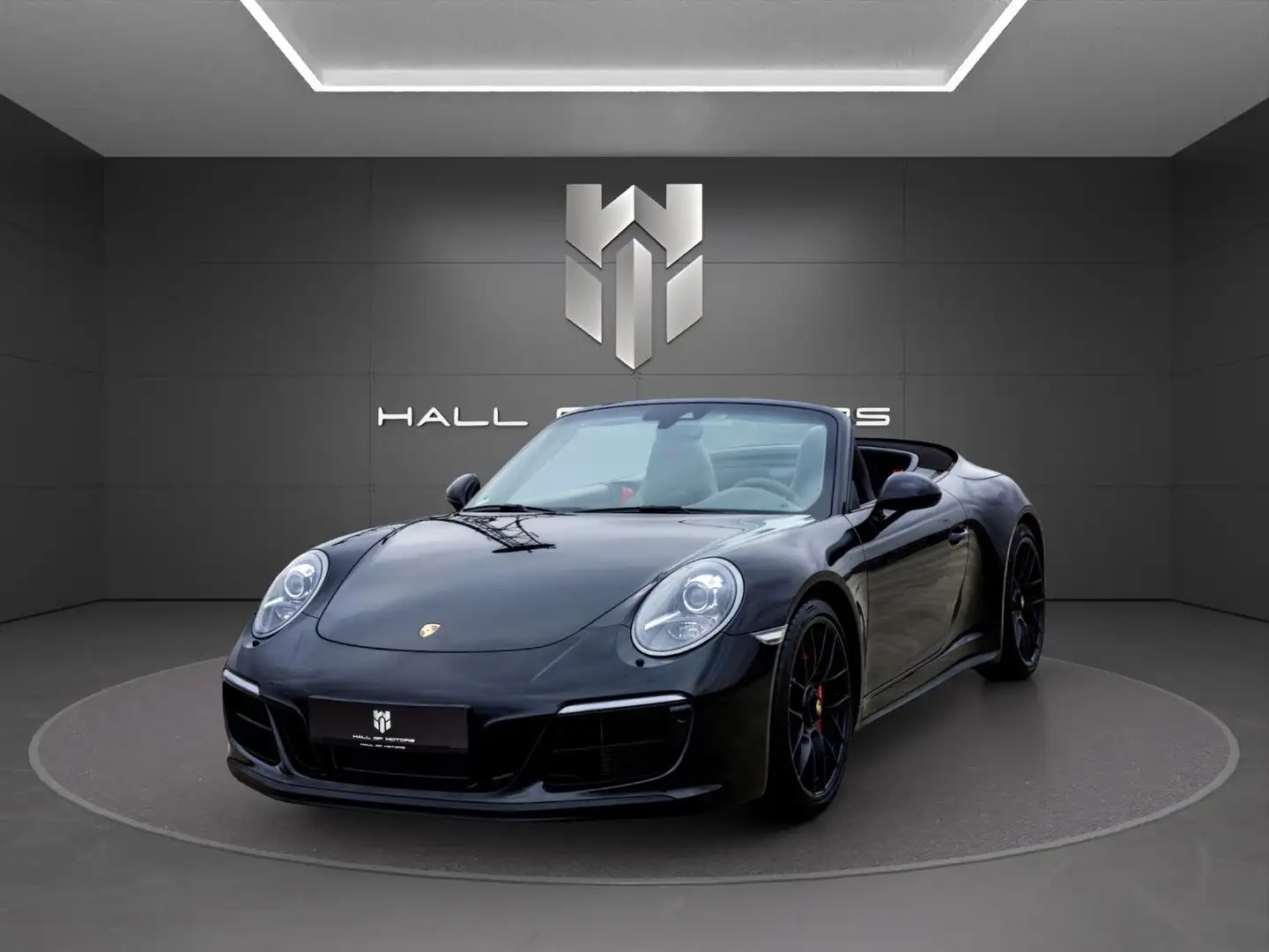 Porsche 991 911 991.2 Carrera 4 GTS Cabrio | Approved 04/27 Schwarz - 1