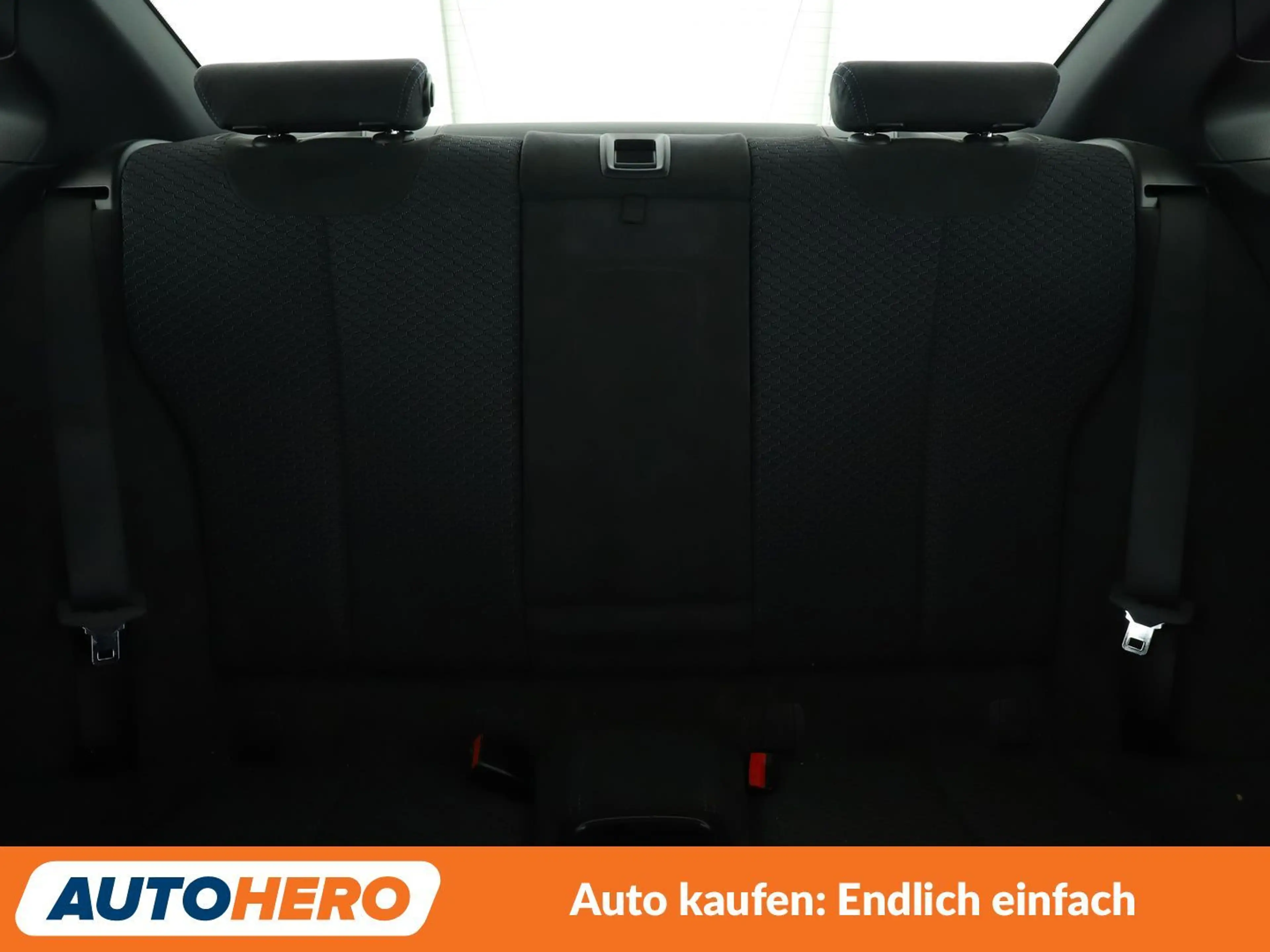 BMW M2 M235i xDrive Aut.*BiXENON*TEMPO*PDC*SHZ*ALU* — photo 15