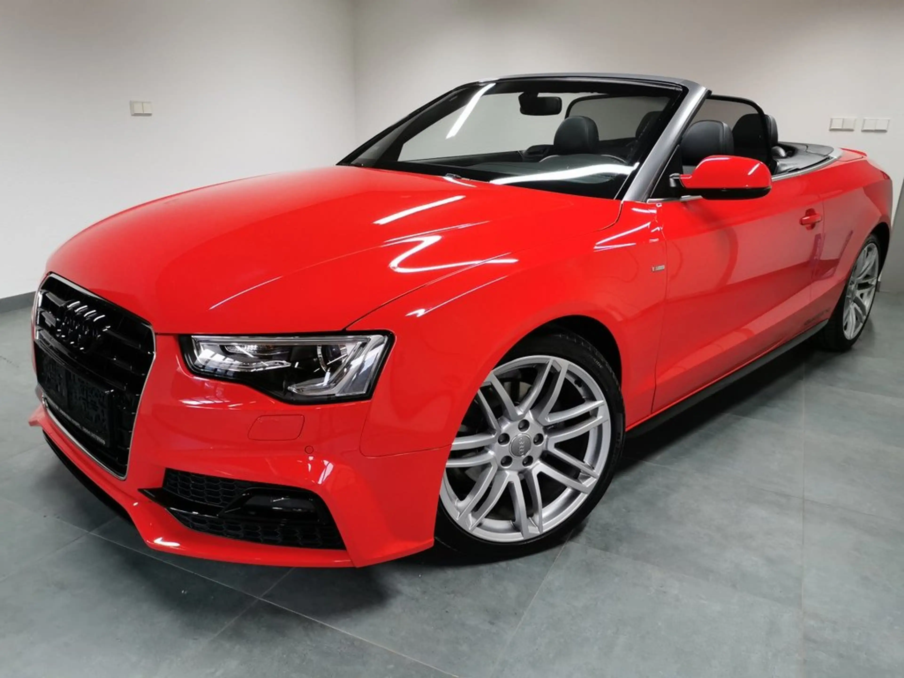 Audi A5 Cabrio Quattro,Audi exclusive Sport Edition Plus — photo 2