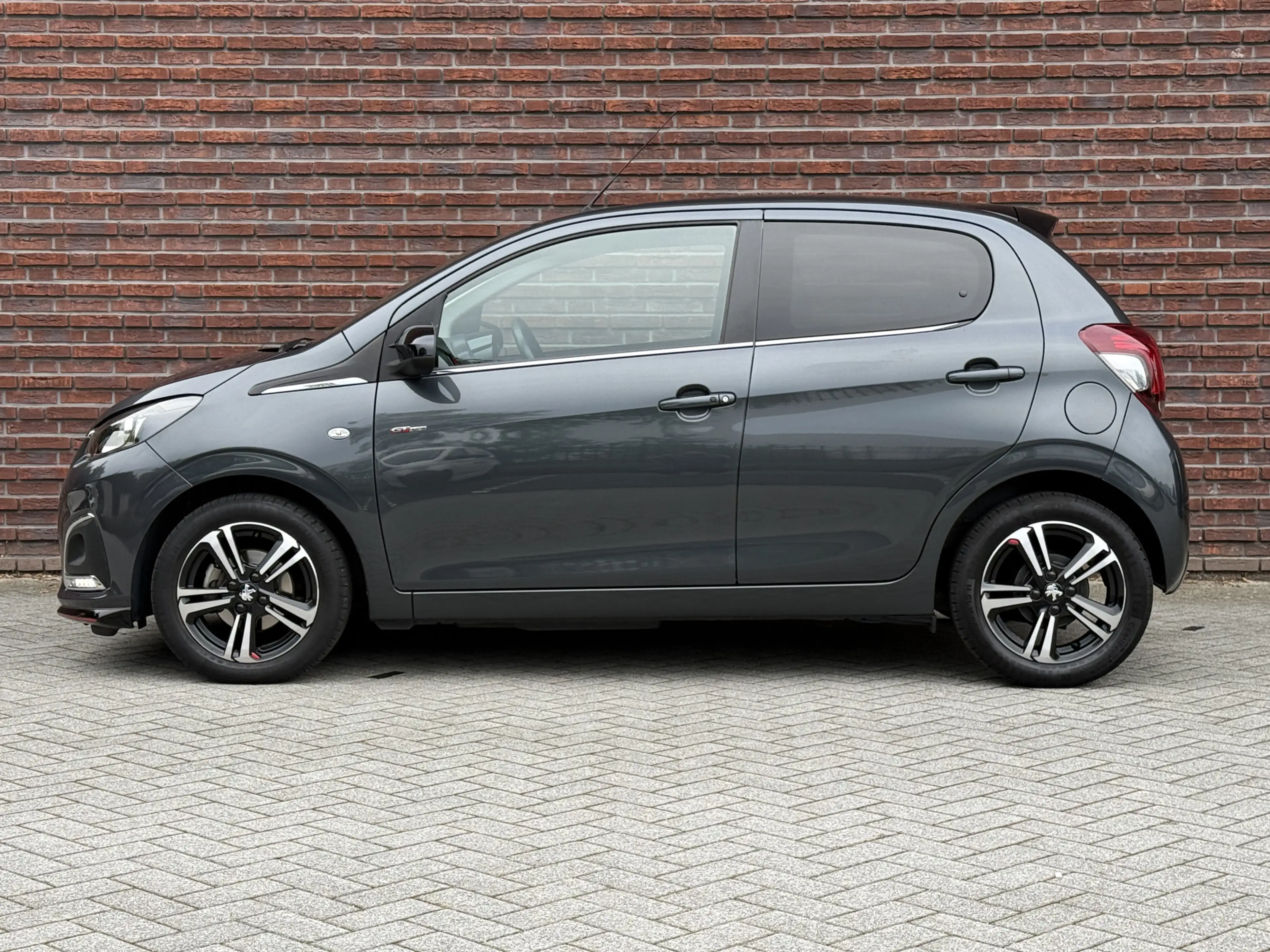 Peugeot 108 1.0 e-VTi GT-Line Lederen bekleding Uniek! — photo 10