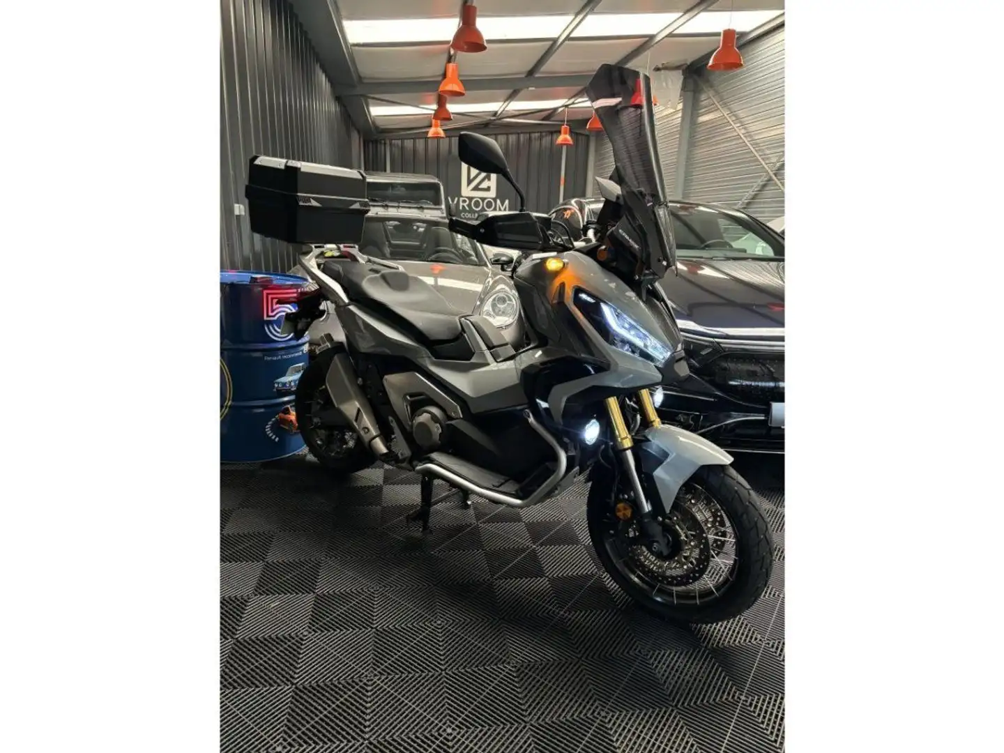 Honda X-ADV PACK ADVENTURE Šedá - 2