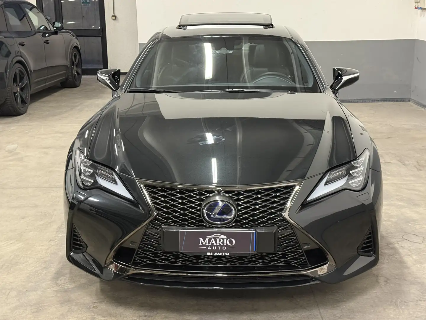 Lexus RC 300h RC 2020 2.5 F-Sport cvt Schwarz - 2