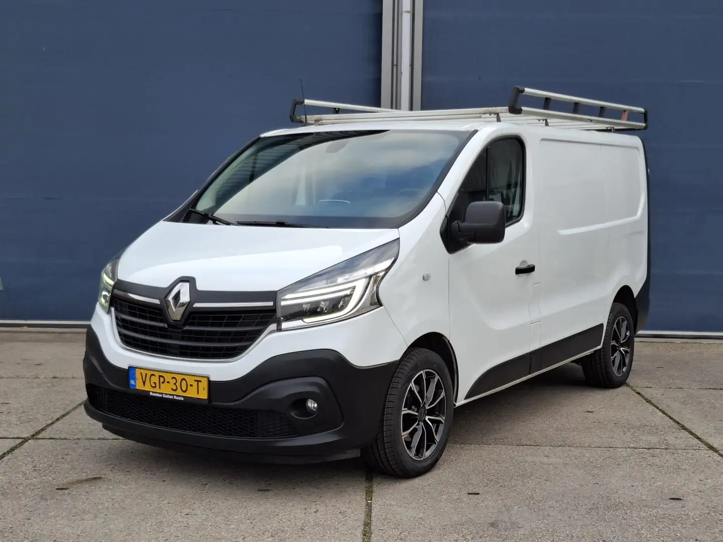Renault Trafic 2.0 dCi 145 T27 L1H1 Comfort AUTOMAAT / CRUISE CON - 1