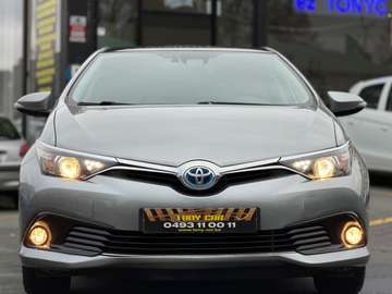 Auris 1.8i HYBRIDE*NAVI*CAMERA*PANO*LED*