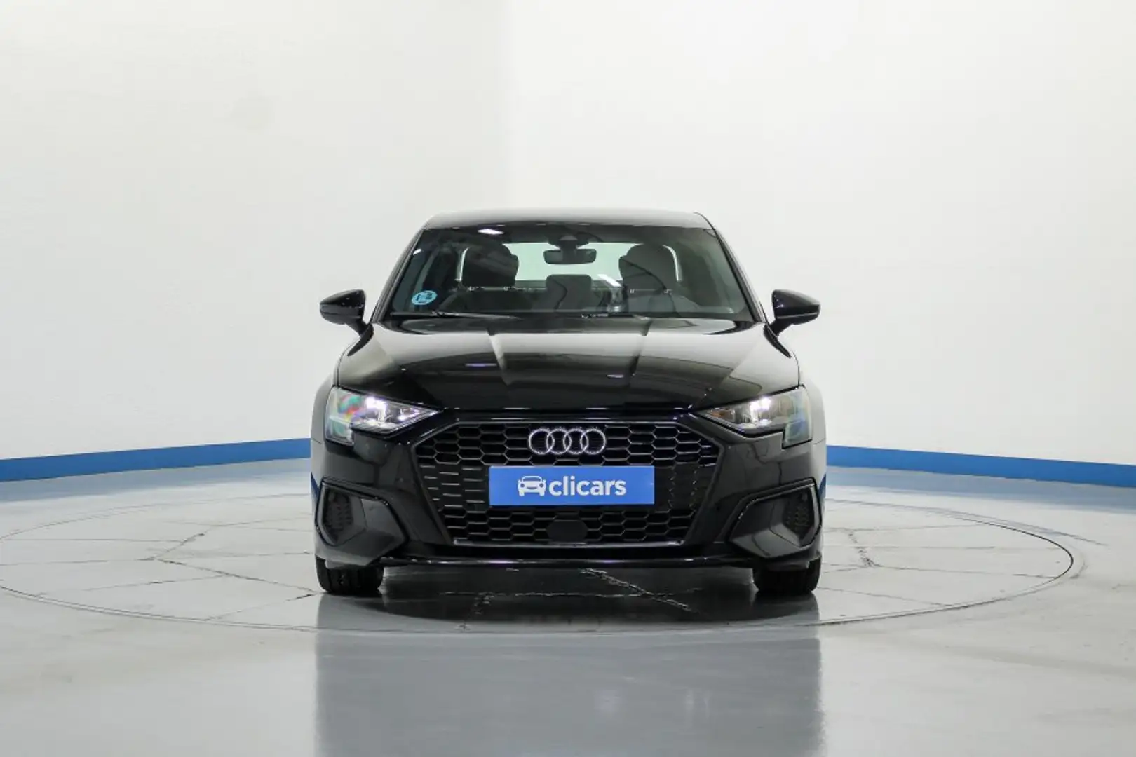 Audi A3 Sedán 30TDI Negro - 2