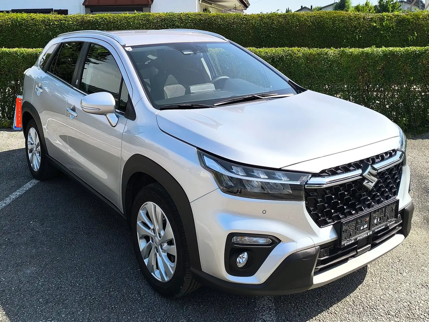 Suzuki S-Cross S-Cross 1,4 DITC Hybrid shine shine Silber - 1