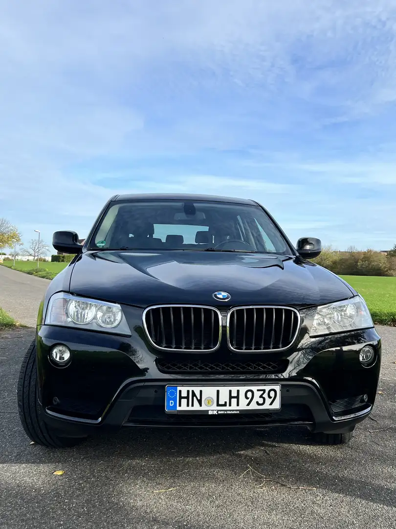 BMW X3 xDrive20i, Panorama, AHK, 8-fach bereift, Scheckhe - 2