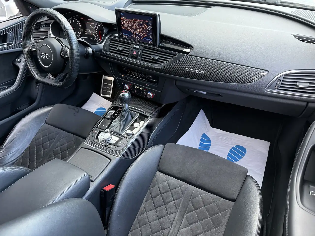 AUDI RS6 4.0 TFSI V8 QUATTRO 560ch - PACK DYNAMIC PLUS - CARBONE - HUD - CAMÉRA 360° - SIÈGES RS CUIR
