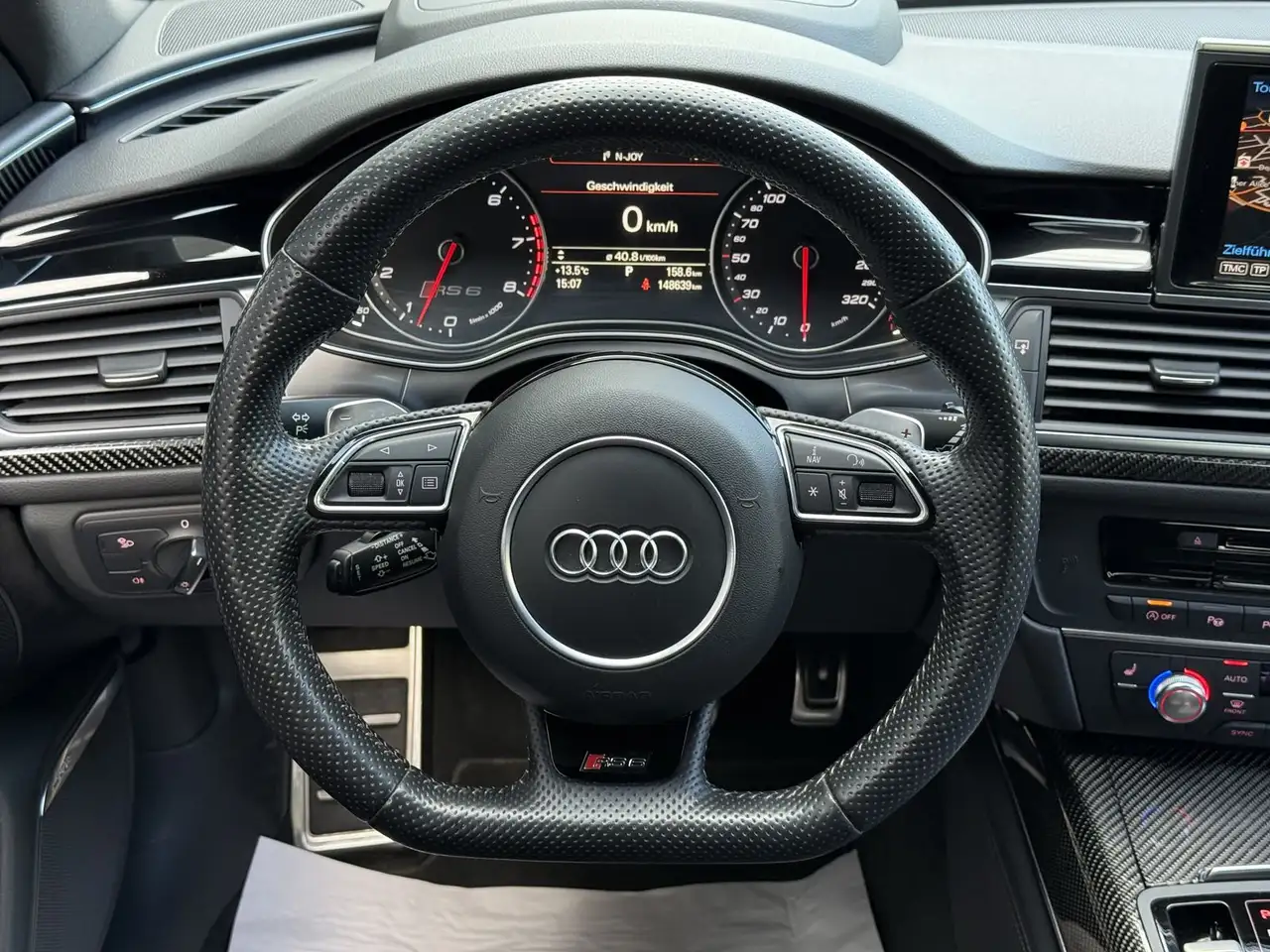 AUDI RS6 4.0 TFSI V8 QUATTRO 560ch - PACK DYNAMIC PLUS - CARBONE - HUD - CAMÉRA 360° - SIÈGES RS CUIR