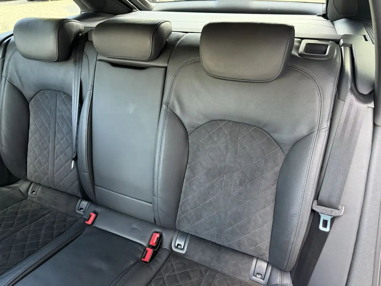 AUDI RS6 4.0 TFSI V8 QUATTRO 560ch - PACK DYNAMIC PLUS - CARBONE - HUD - CAMÉRA 360° - SIÈGES RS CUIR