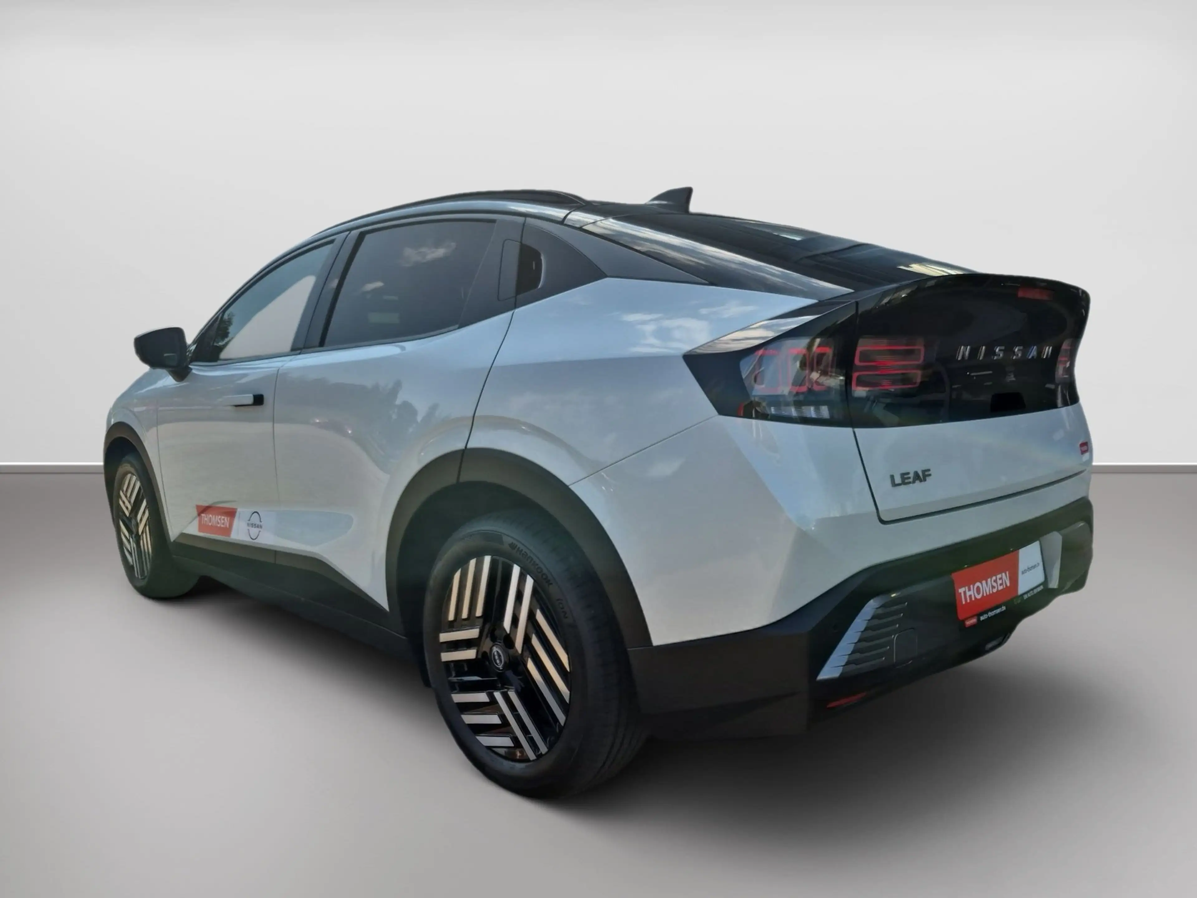 Nissan Leaf BEV W Advance ACC+AUT+Navi+Pano+SD+Winterp. — photo 3