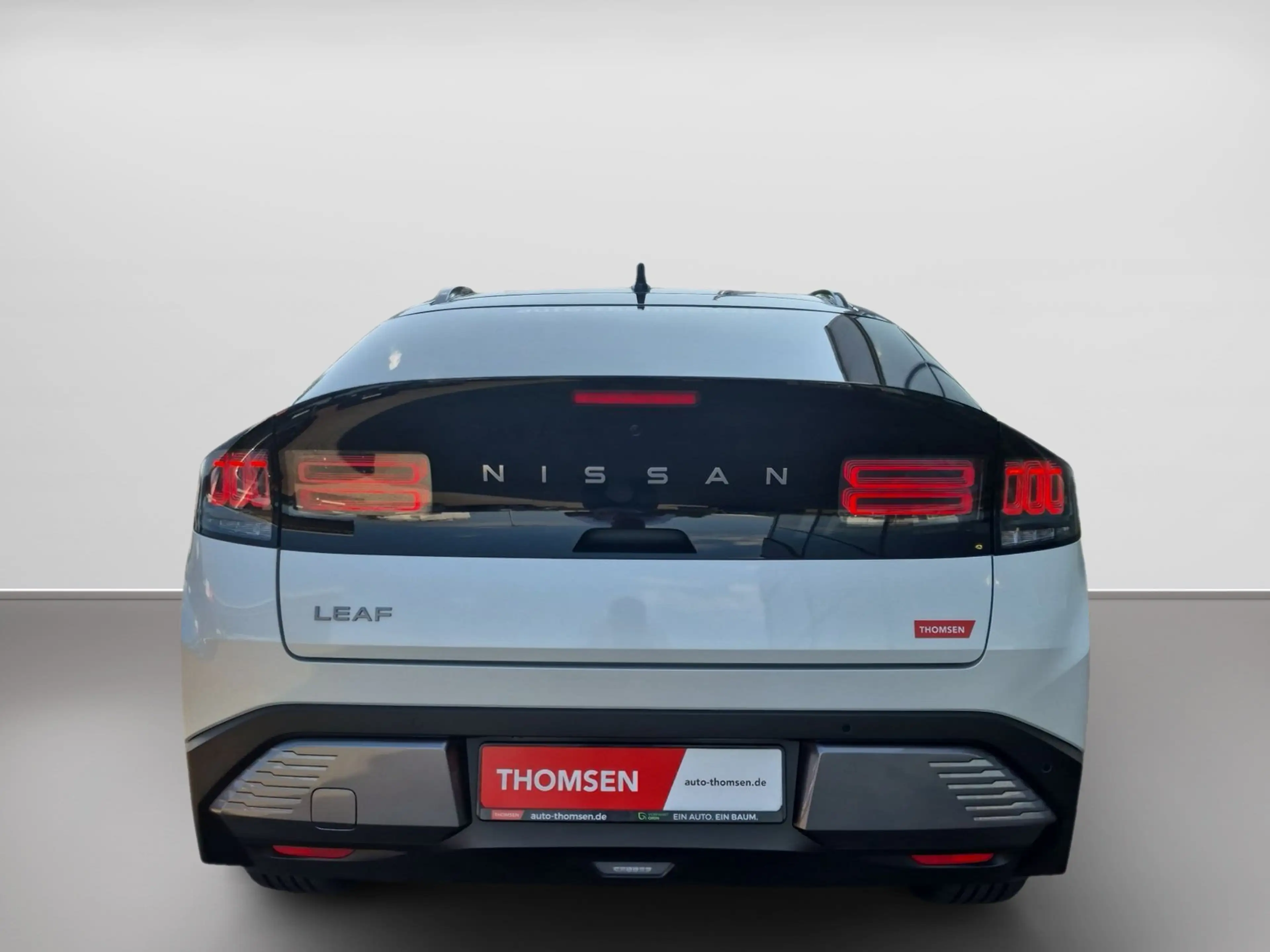 Nissan Leaf BEV W Advance ACC+AUT+Navi+Pano+SD+Winterp. — photo 5
