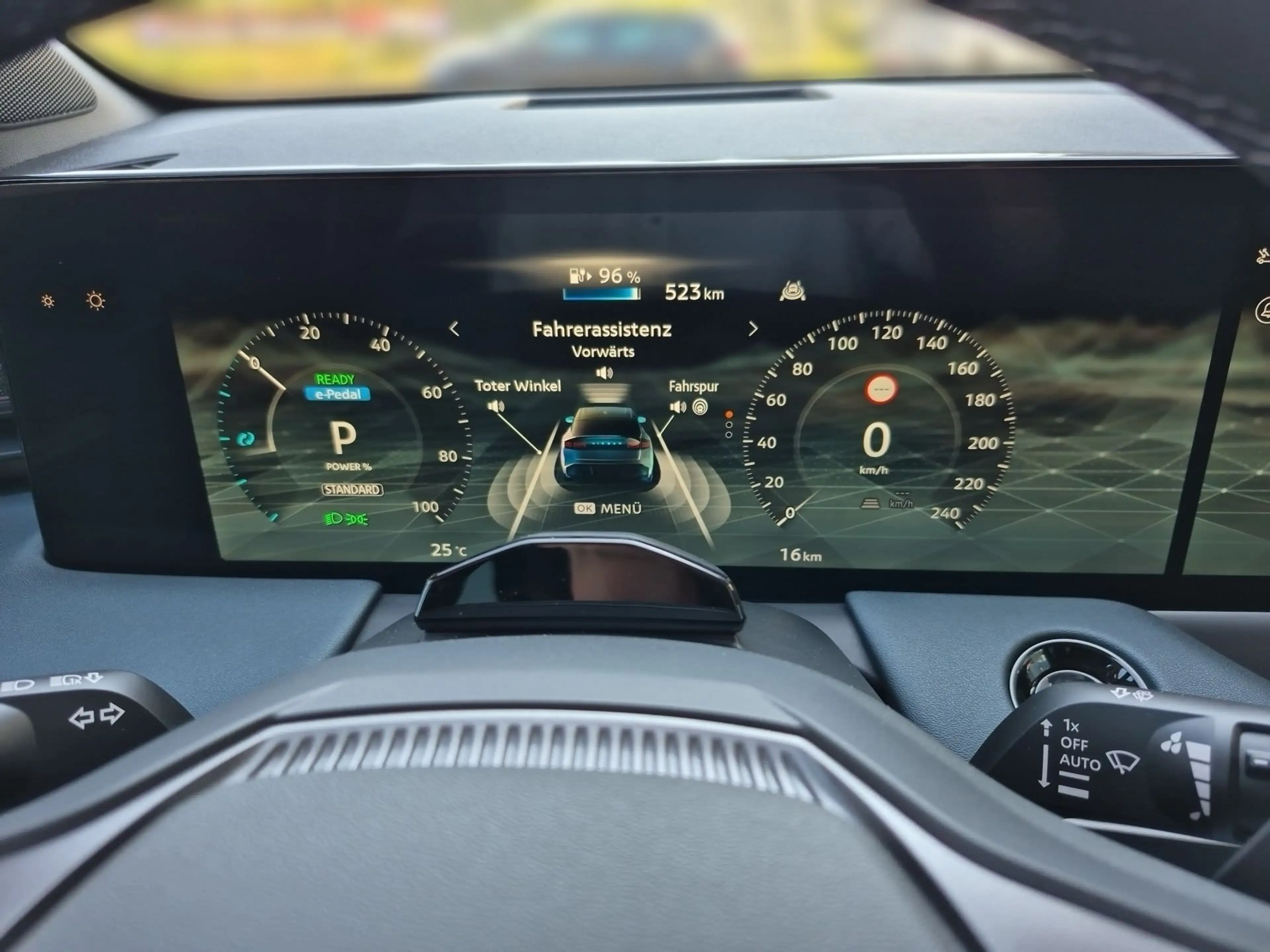 Nissan Leaf BEV W Advance ACC+AUT+Navi+Pano+SD+Winterp. — photo 14