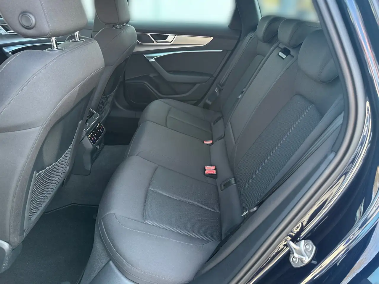 Audi A6 Avant 45 TFSI SPORT +PANO +MEMORY +RKAM +SOUND +N 12