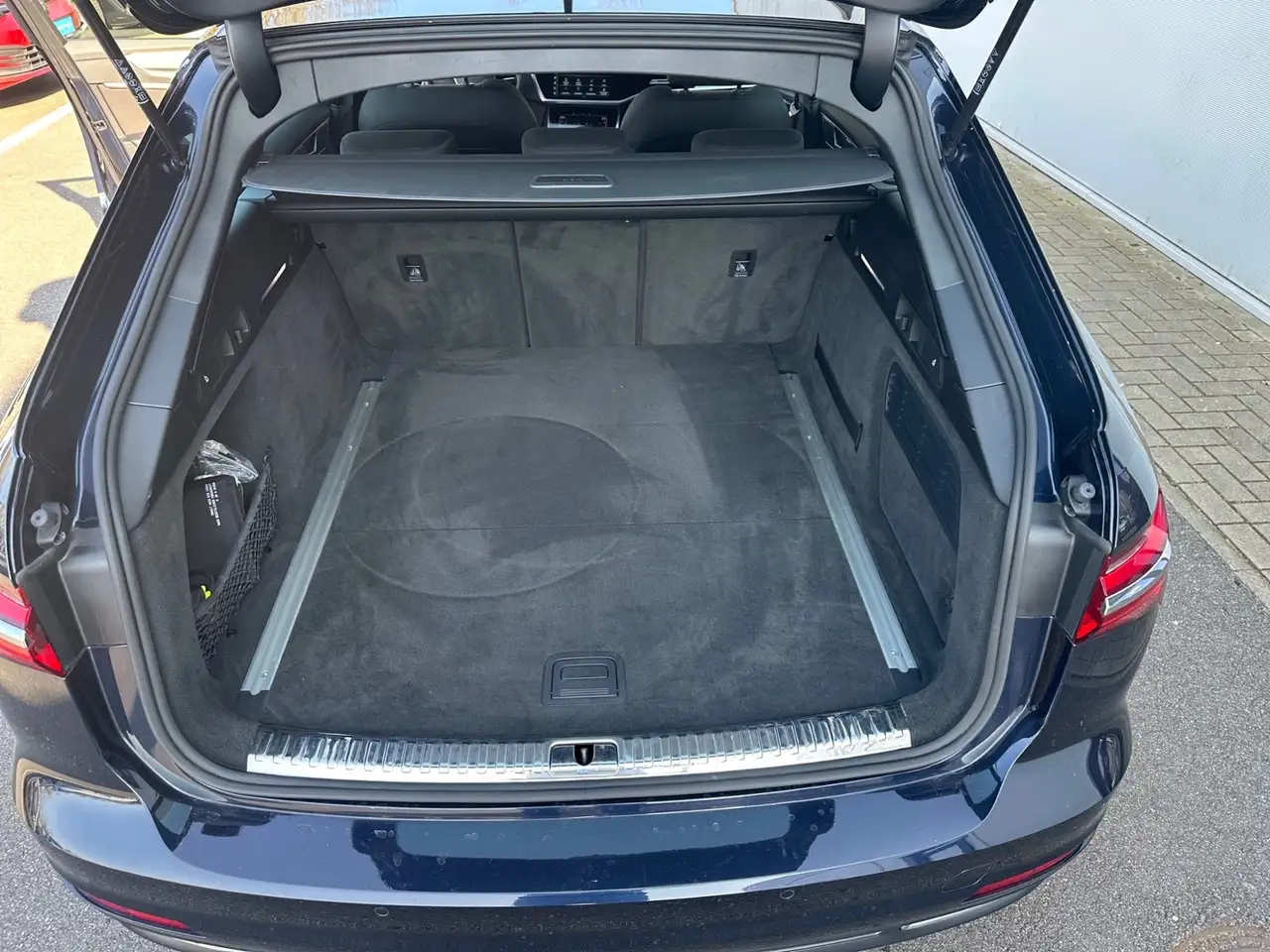 Audi A6 Avant 45 TFSI SPORT +PANO +MEMORY +RKAM +SOUND +N 13