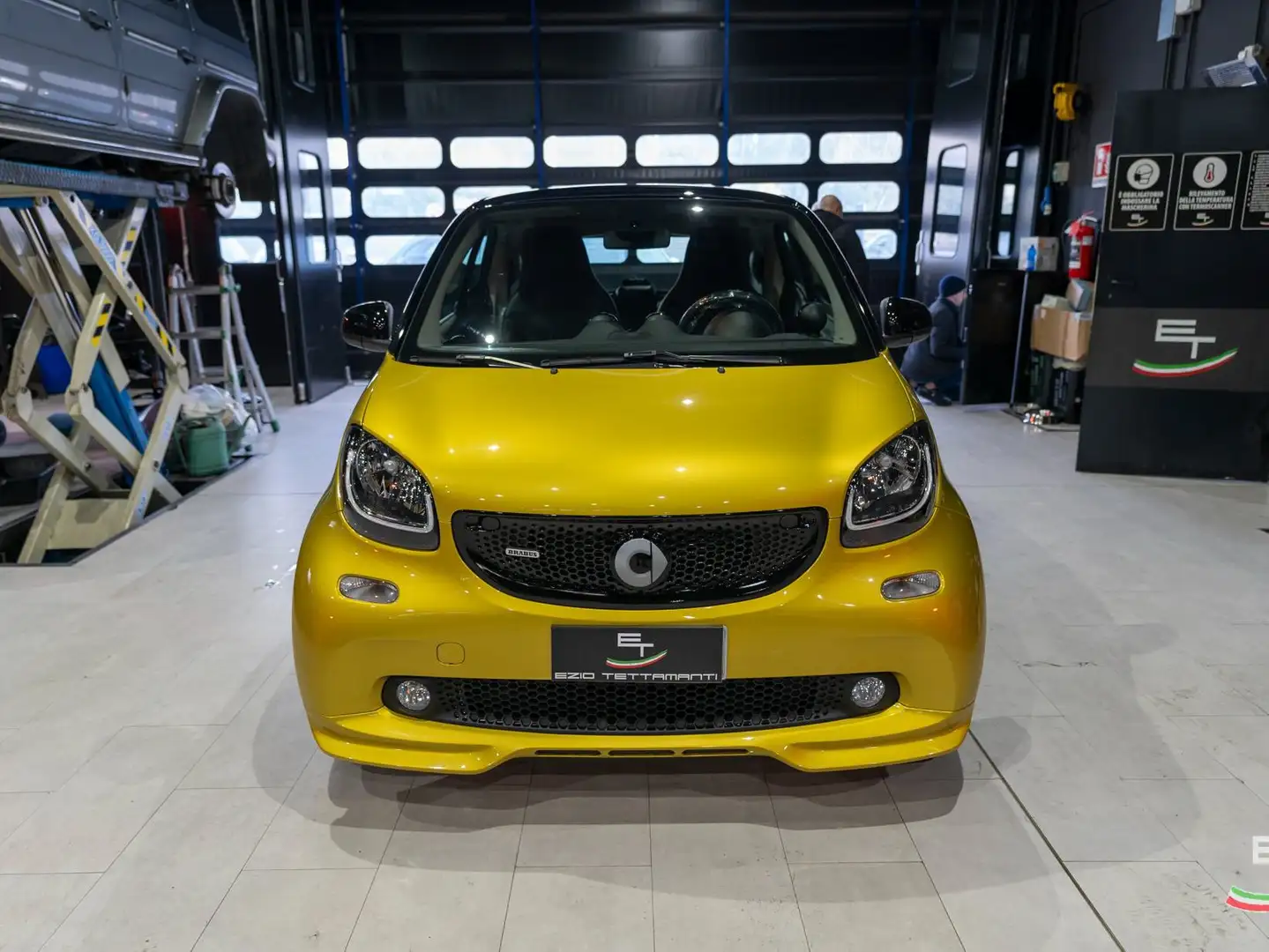 smart forTwo Fortwo 0.9 t Brabus Xclusive 109cv twinamic Or - 2