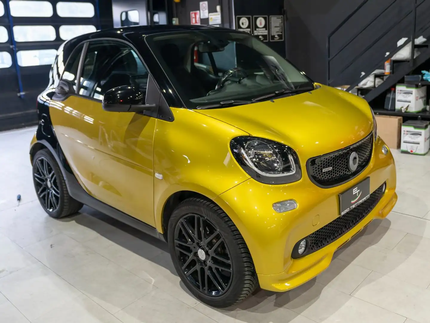 smart forTwo Fortwo 0.9 t Brabus Xclusive 109cv twinamic Or - 1
