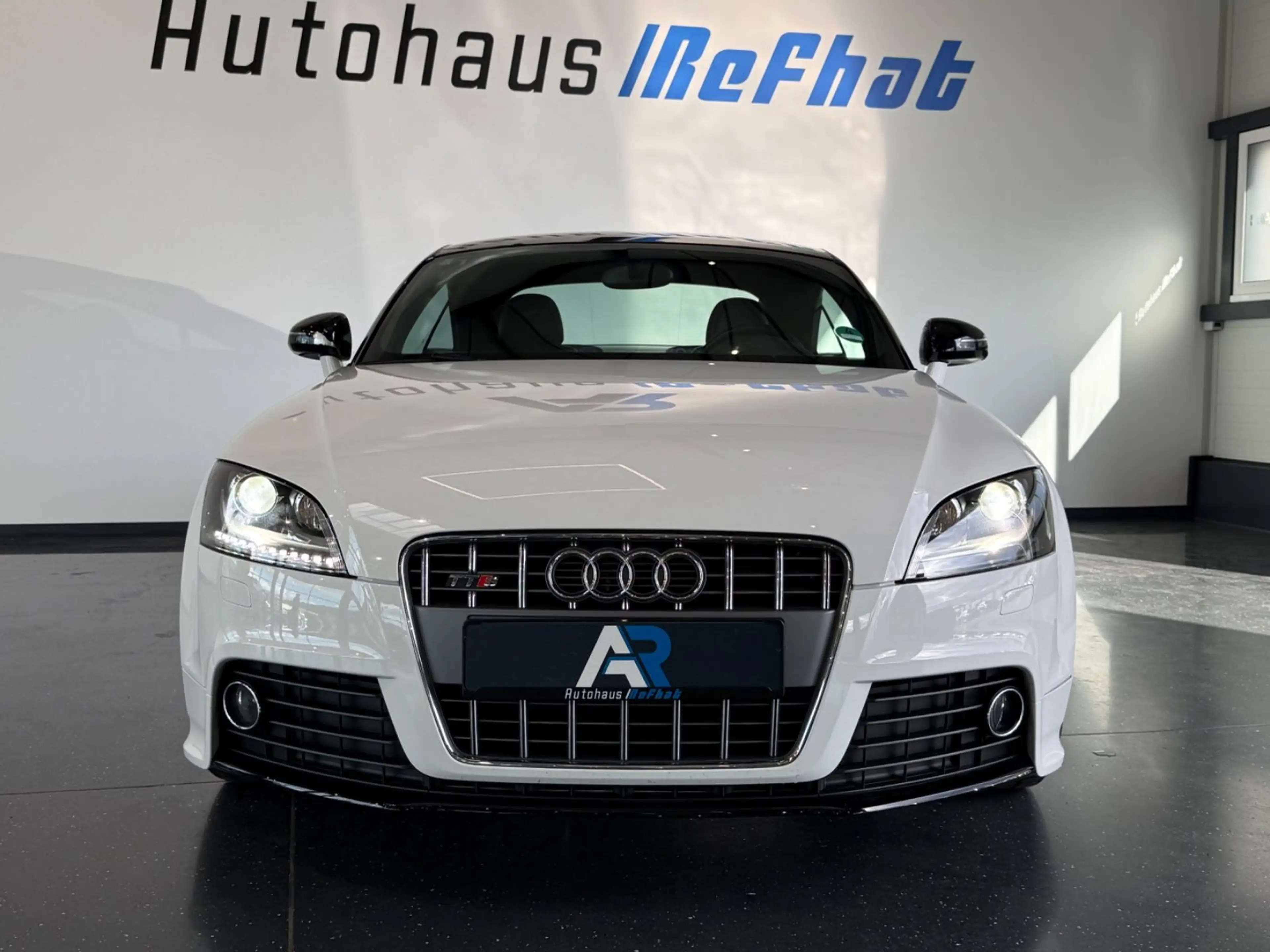 Audi TTS 2.0 TFSI COUPE QUATTRO*SHZ*PDC*XENON*BC* — photo 4