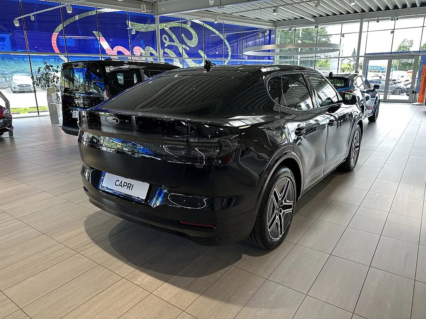 Ford Capri Dual-Elektro Extended Range Allrad Premium Schwarz - 2