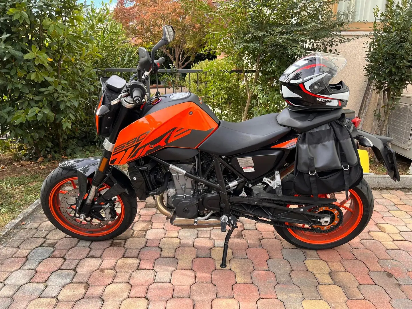 KTM 690 Duke Negru - 2
