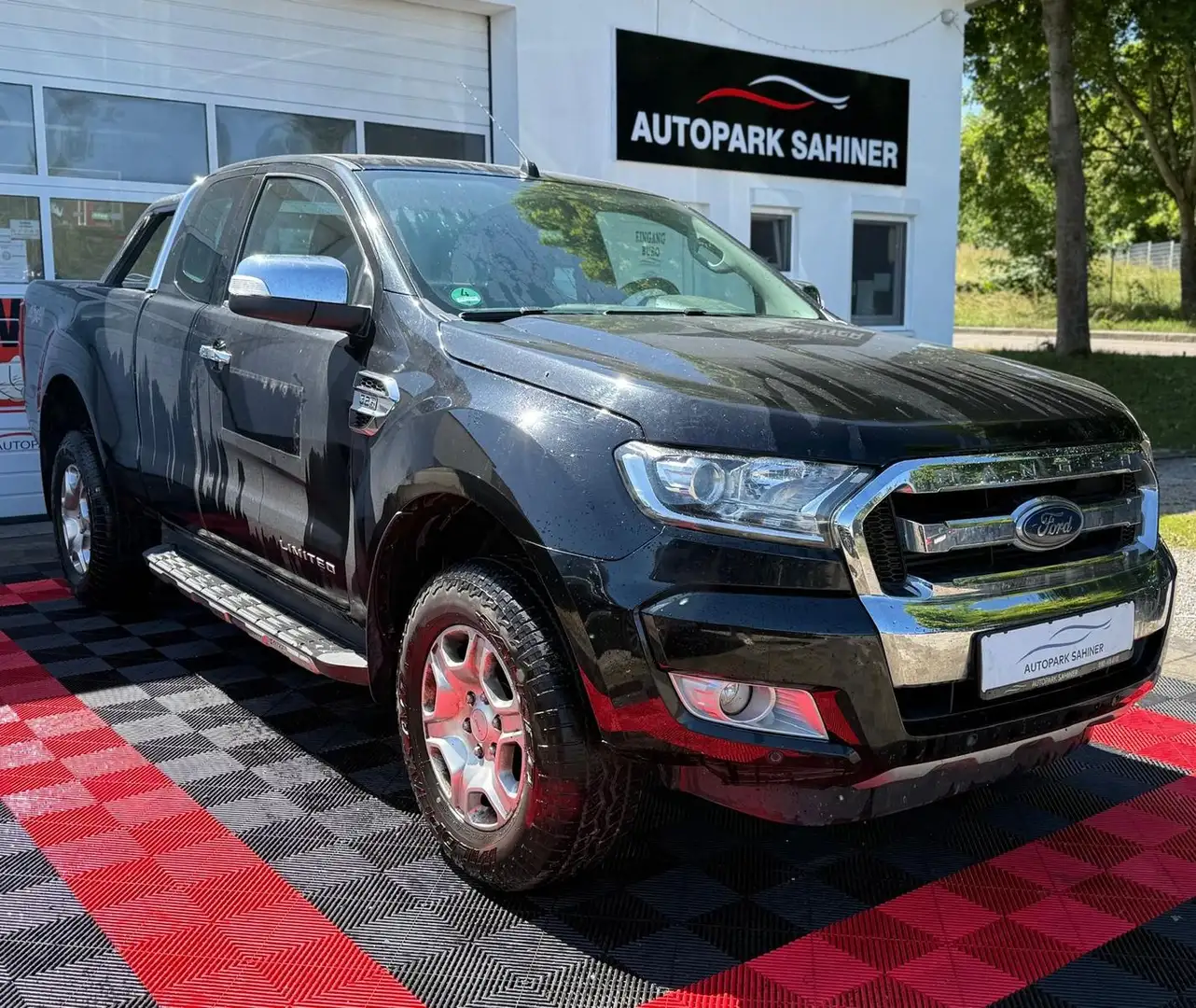 Ford Ranger Limited Extrakabine 4x4 Schwarz - 1