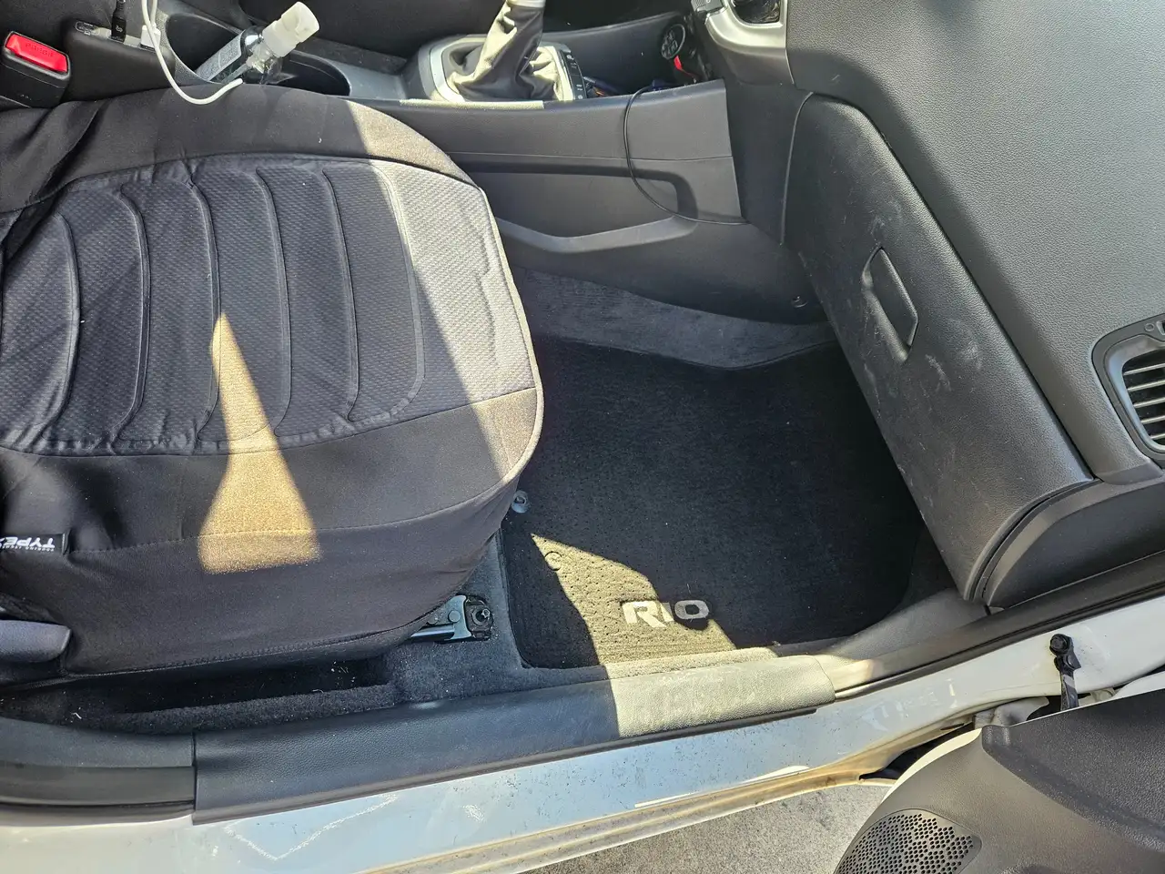 Kia Rio снимка Kia Rio