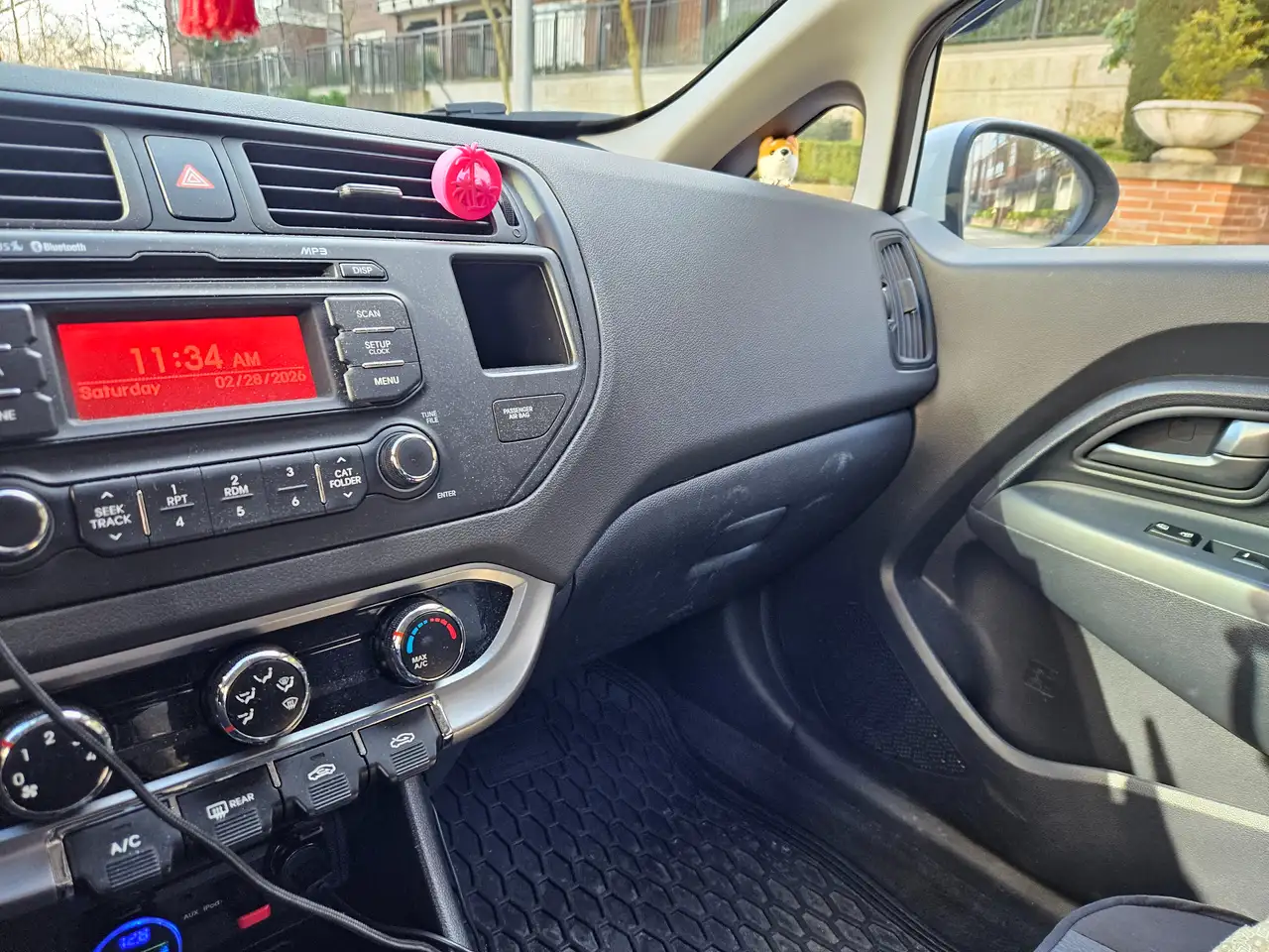 Kia Rio снимка Kia Rio