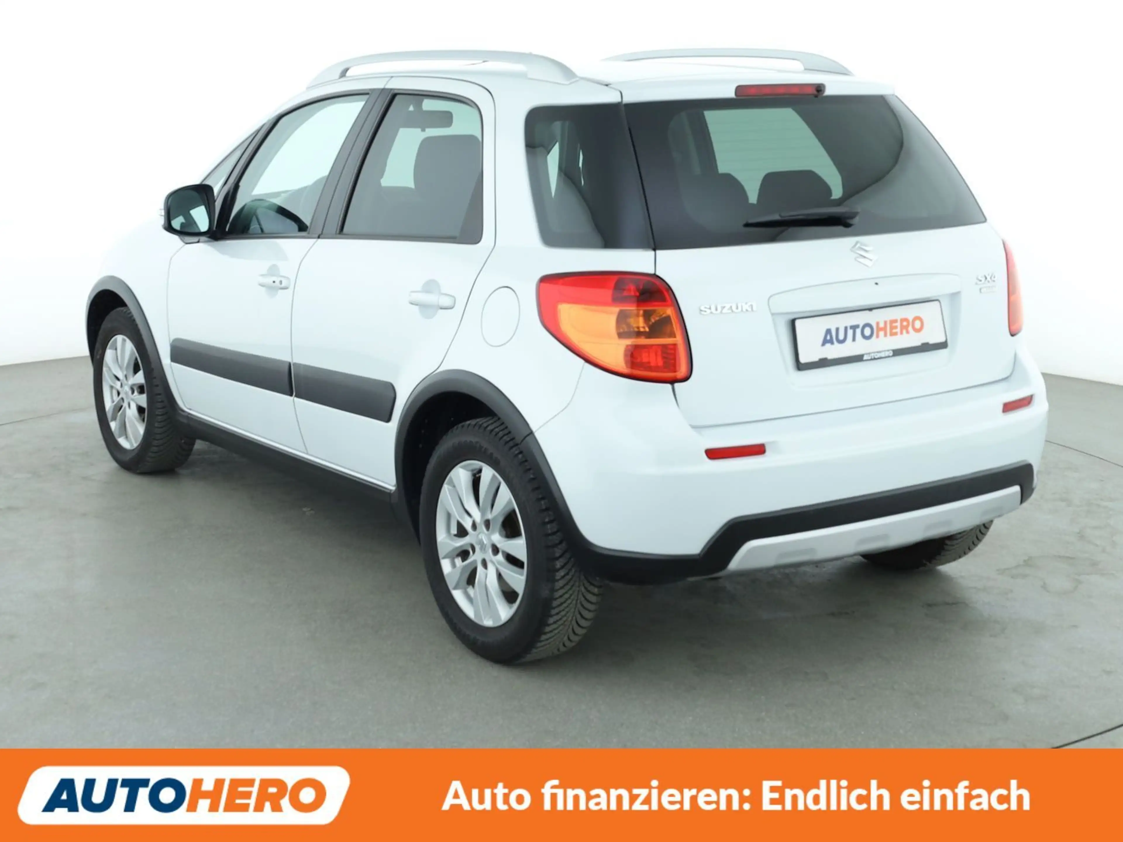 Suzuki SX4 1.6 Classic City+*SHZ*ALU*KLIMA*BLUETOOTH* — photo 4