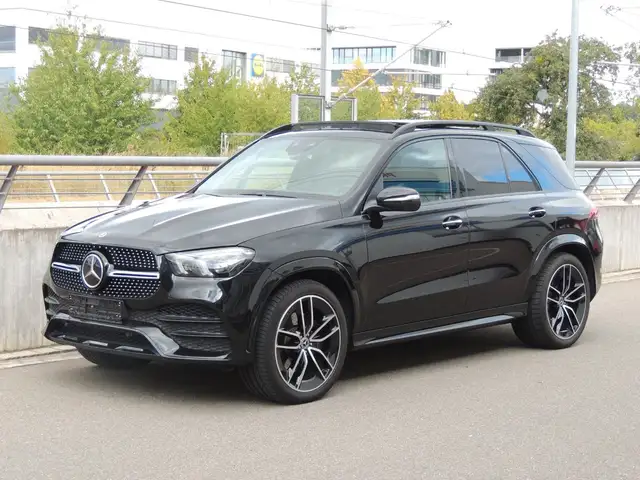 Mercedes-Benz GLE 400 d 4M AMG Pano Soft Head-UP Night AHK 22"