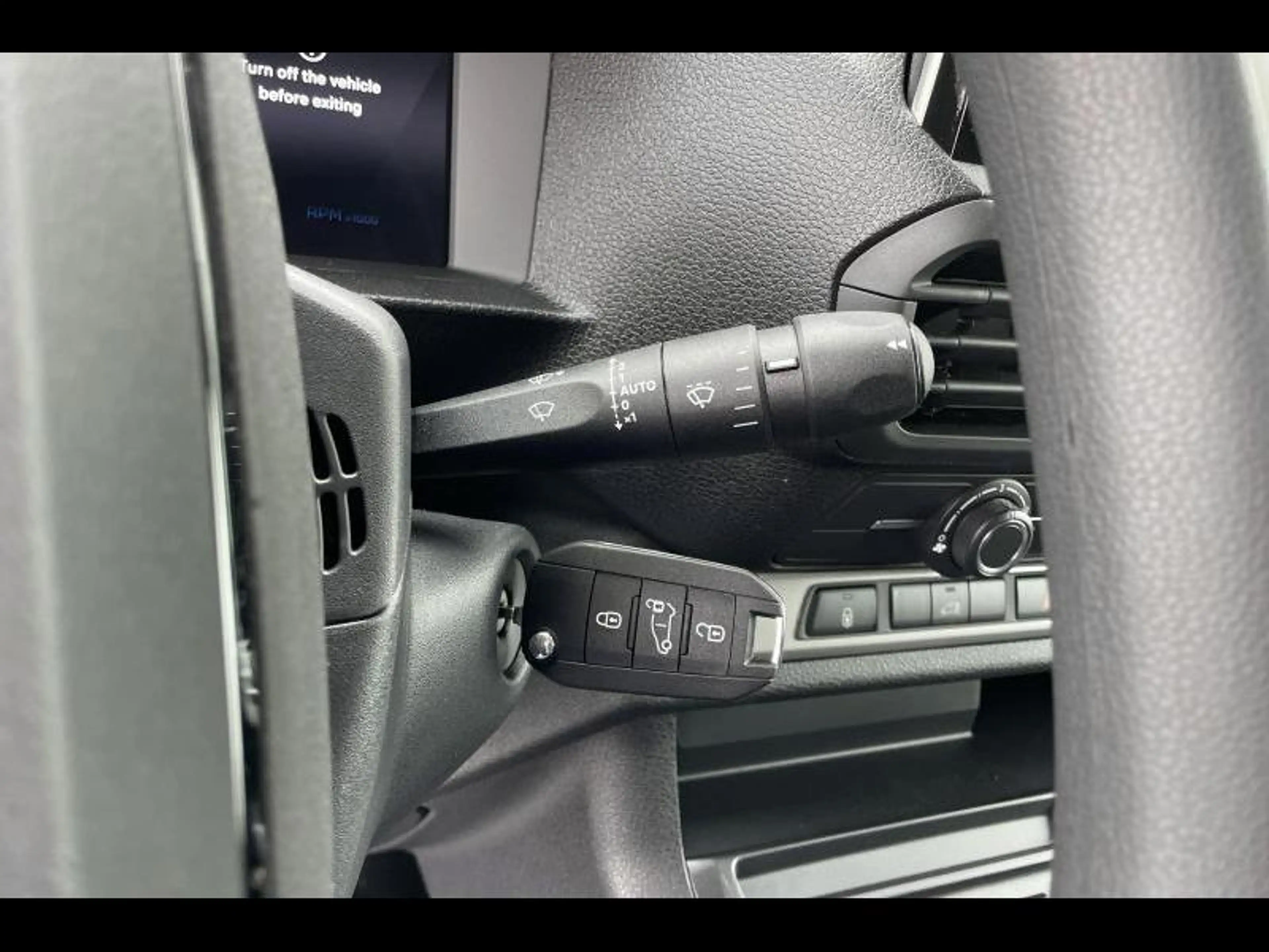 Peugeot Expert L2 -CAMERA-CARPLAY-TREKHAAK-EAT8 — photo 15
