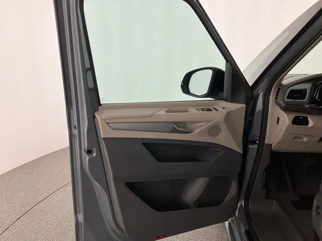 Volkswagen T7 Multivan VW T7 Multivan ÜH TDI Ansicht 12