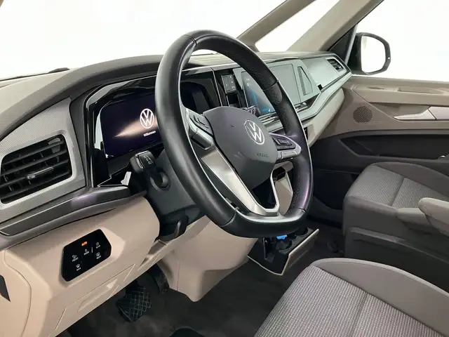 Volkswagen T7 Multivan VW T7 Multivan ÜH TDI Ansicht 16