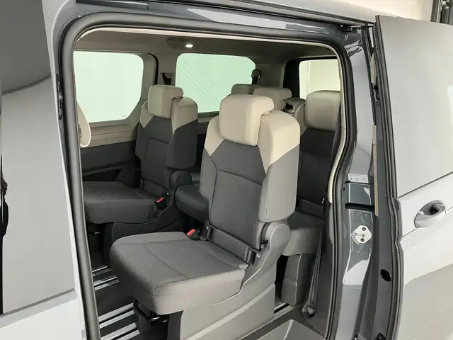 Volkswagen T7 Multivan VW T7 Multivan ÜH TDI Ansicht 33